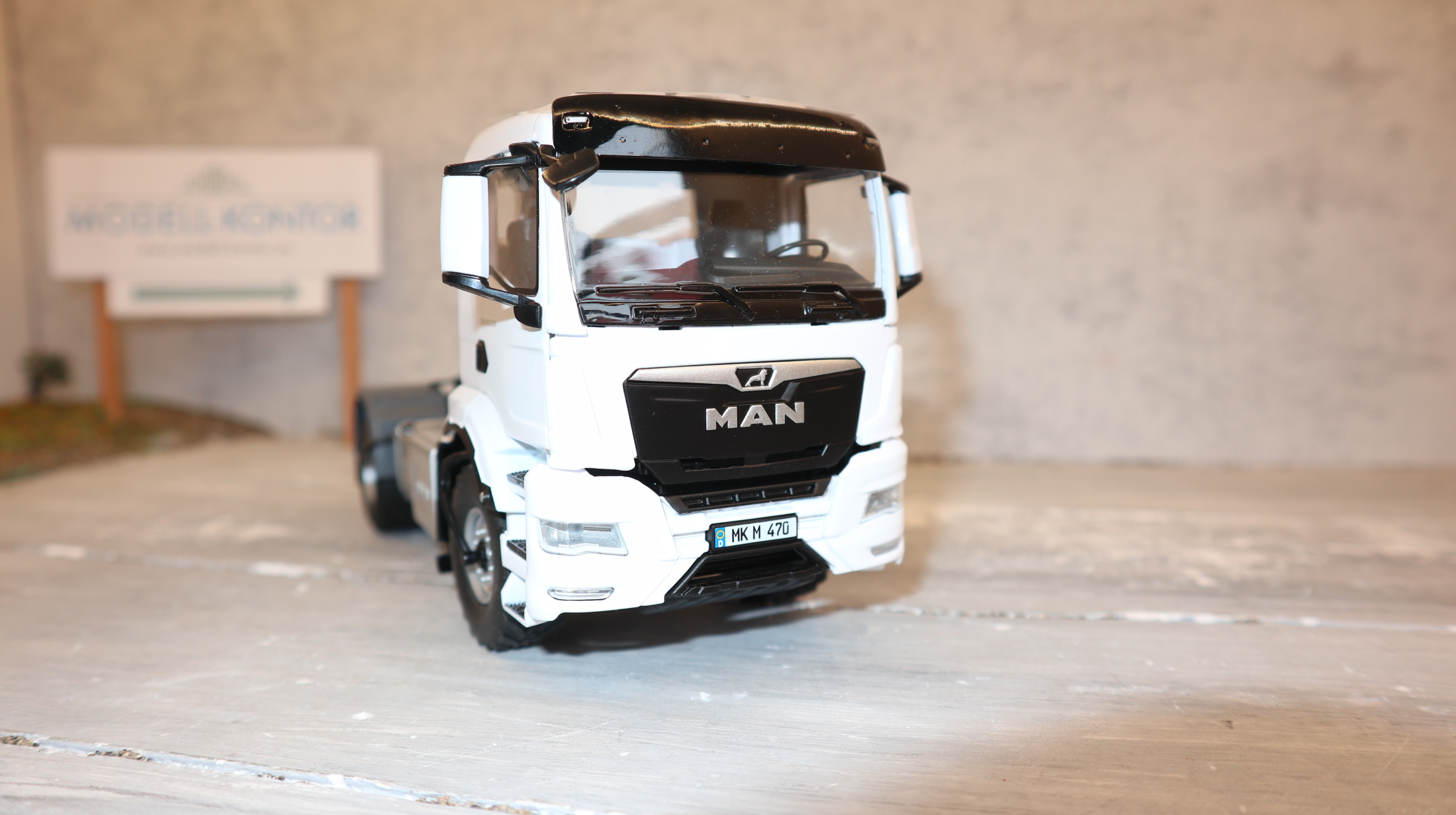 Wiking 077652 in 1:32,  MAN TGS 18.510 4x4 Agrar-SZM in weiß, NEU in OVP