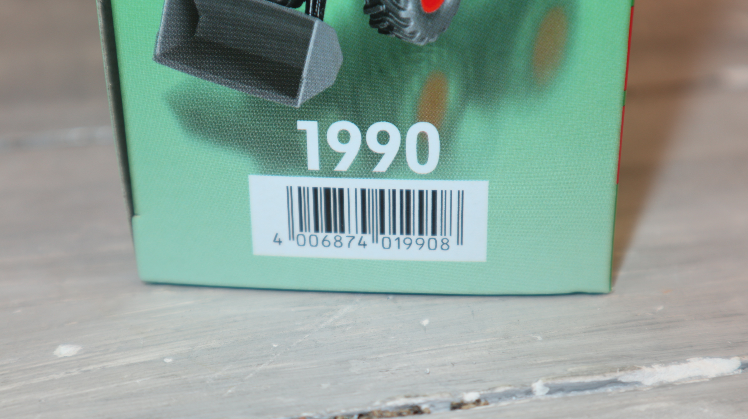 Siku 1990 in 1:50 Fendt 942 mit Frontlader in schwarz, Neu in OVP