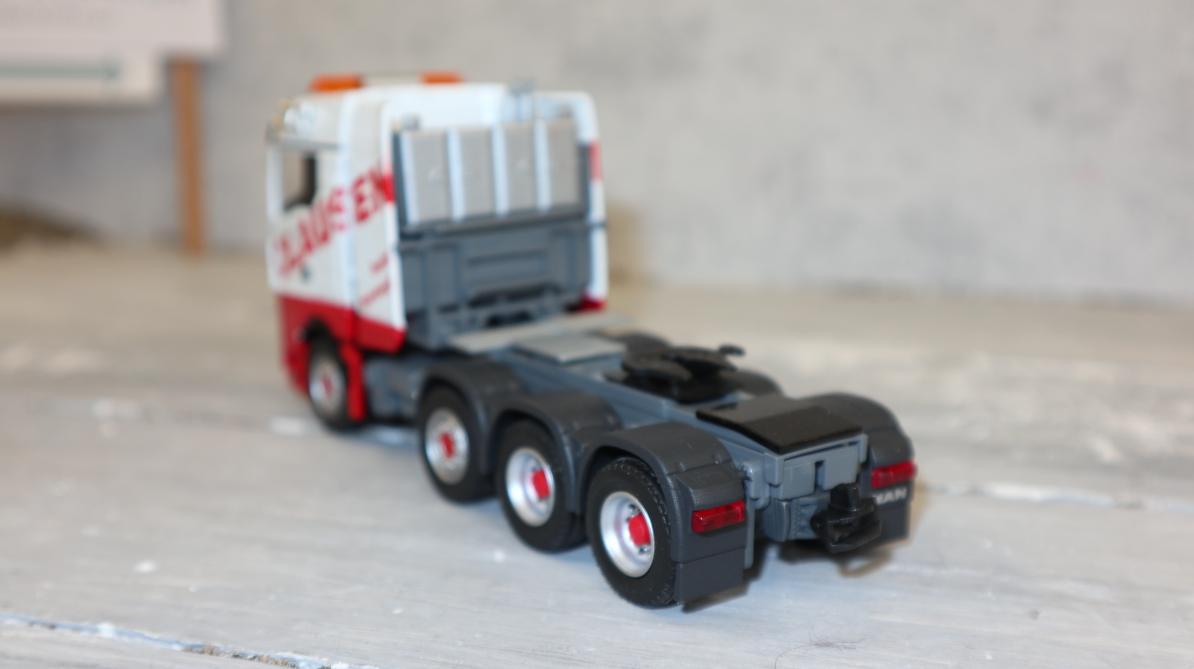Conrad 80001/02 in 1:50 , MAN TGX TG3 Schwerlast-SZM 8x4, CLAUSEN, NEU in OVP