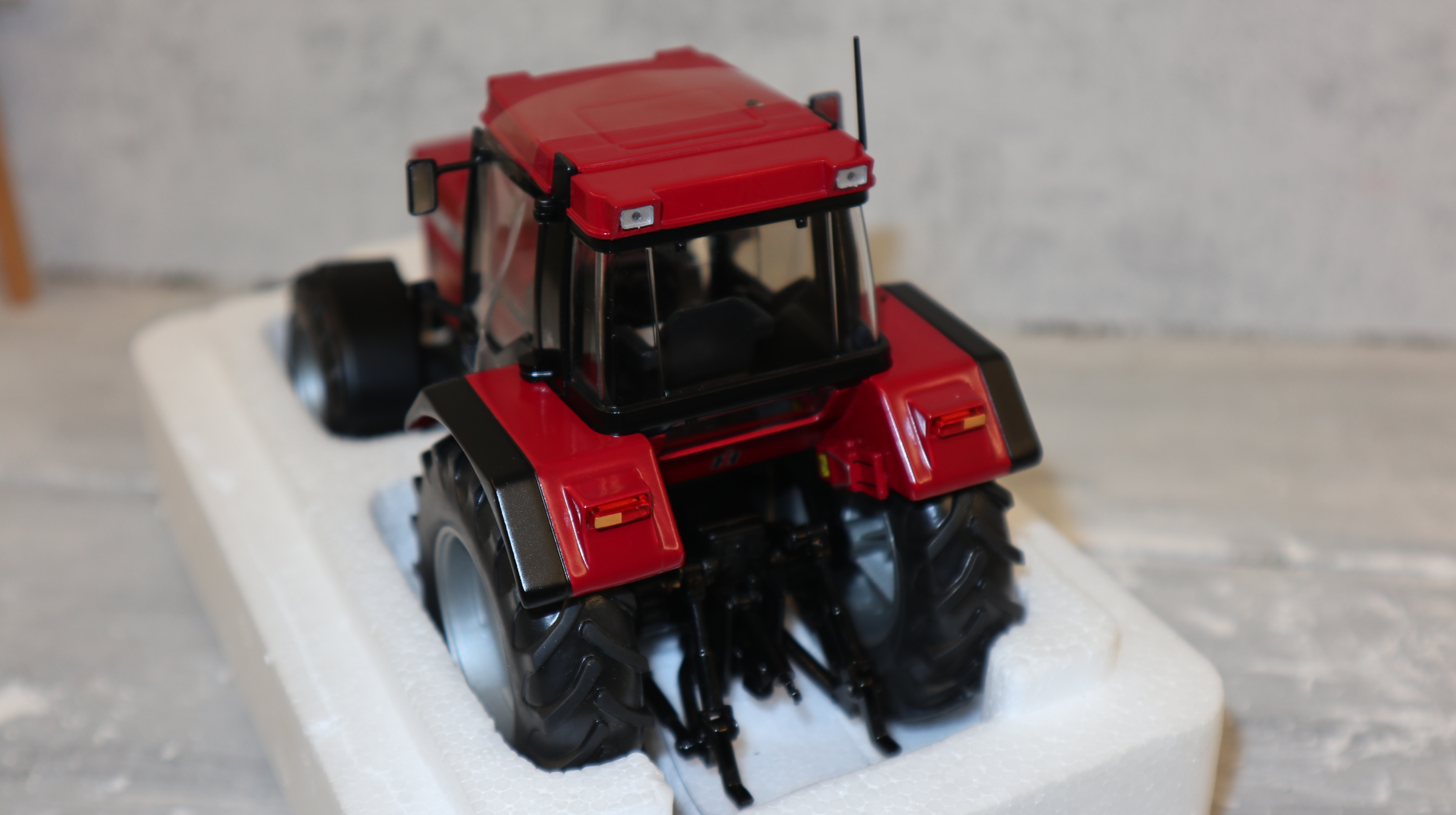 Schuco 7787 in 1:32, International 1255 XL , NEU in OVP