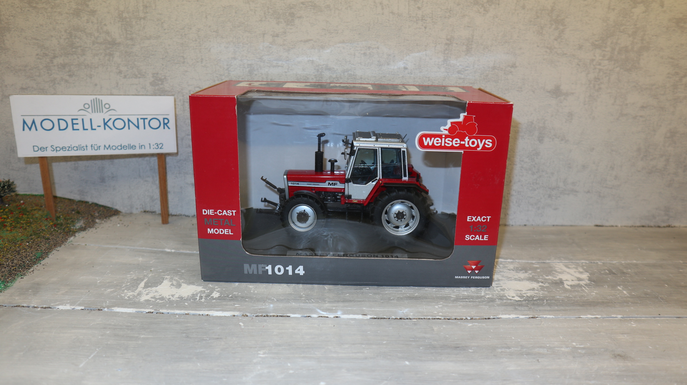 Weise Toys 1014 in 1:32, Massey Ferguson 1014 4WD, Version 1,  NEU in OVP
