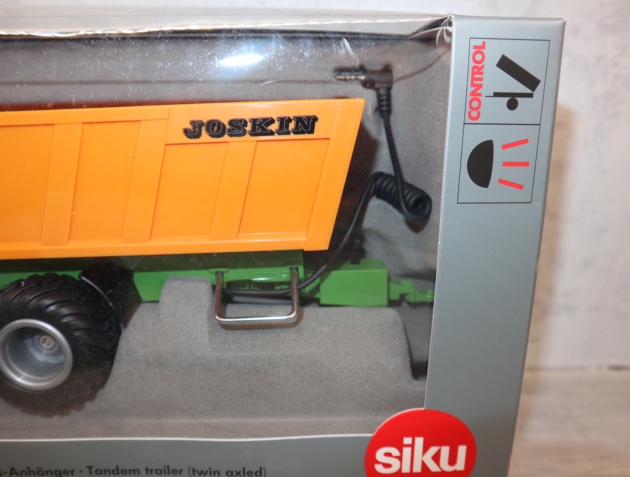 Siku 6780 1:32 Control Tandem-Hinterkipper orange ohne eigenen Akku in OVP