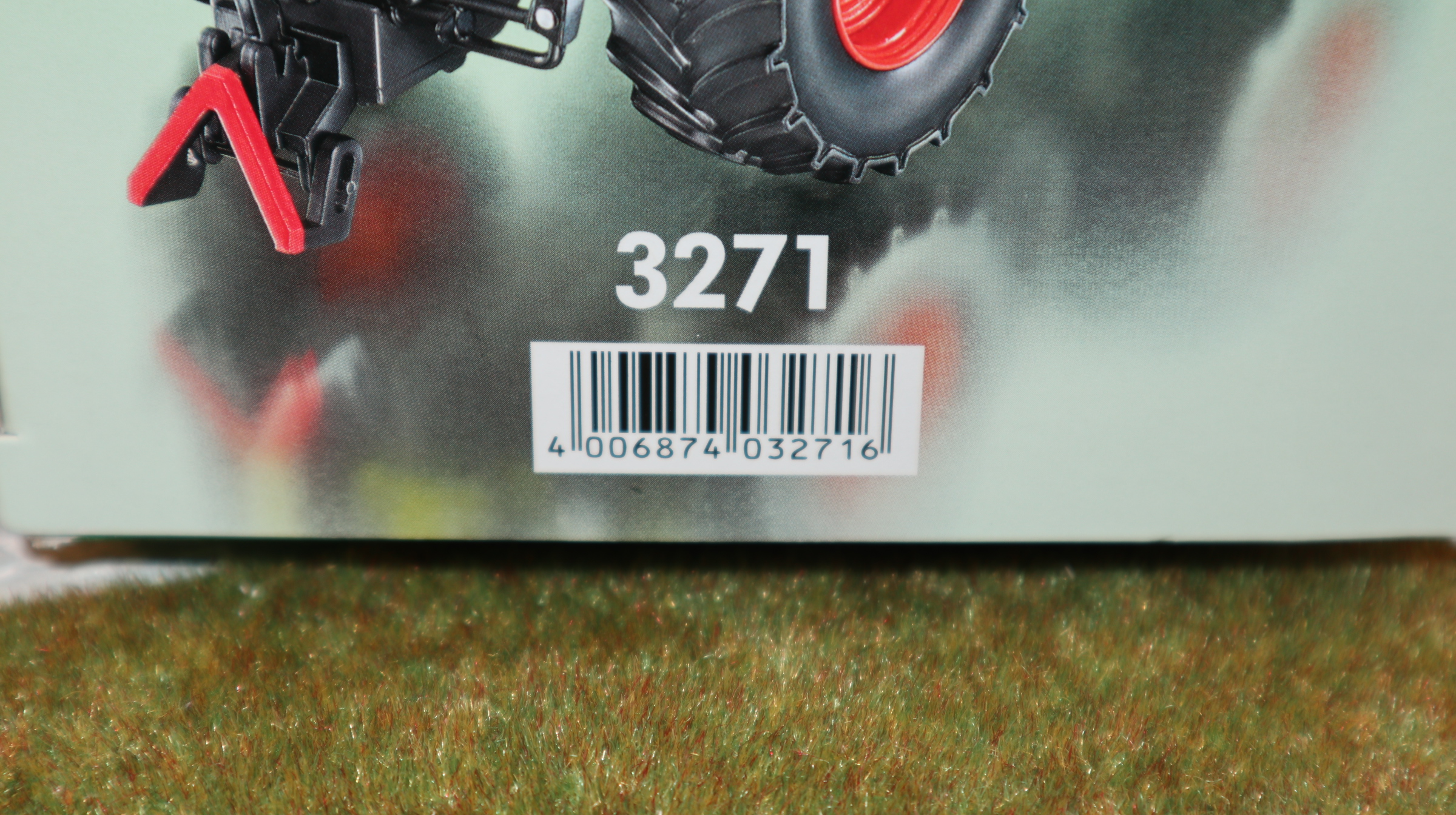 Siku 3271 in 1:32, Claas Xerion 5000,  NEU in OVP