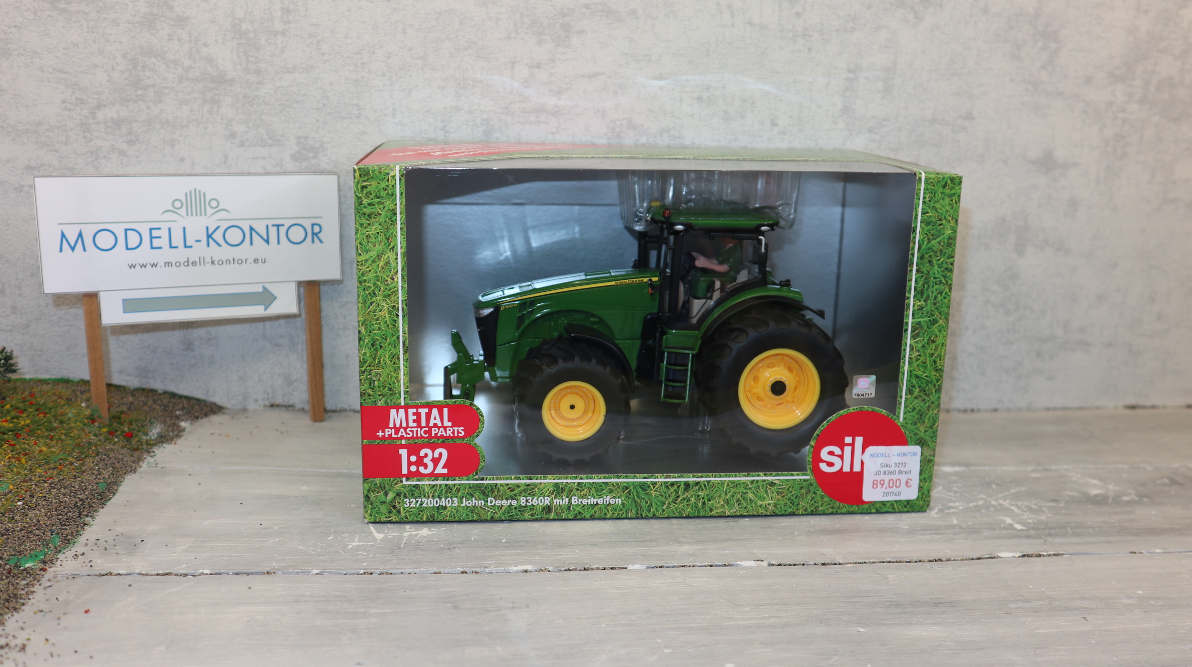 Siku 3272 in 1:32,  John Deere 8360R mit Breitreifen, Sondermodell Agritechnica 2015, NEU in OVP