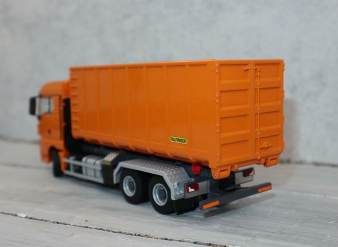 WSI 02-2195 in 1:50, MAN TGX 6x4 Palfinger Abroller orange, NEU in OVP