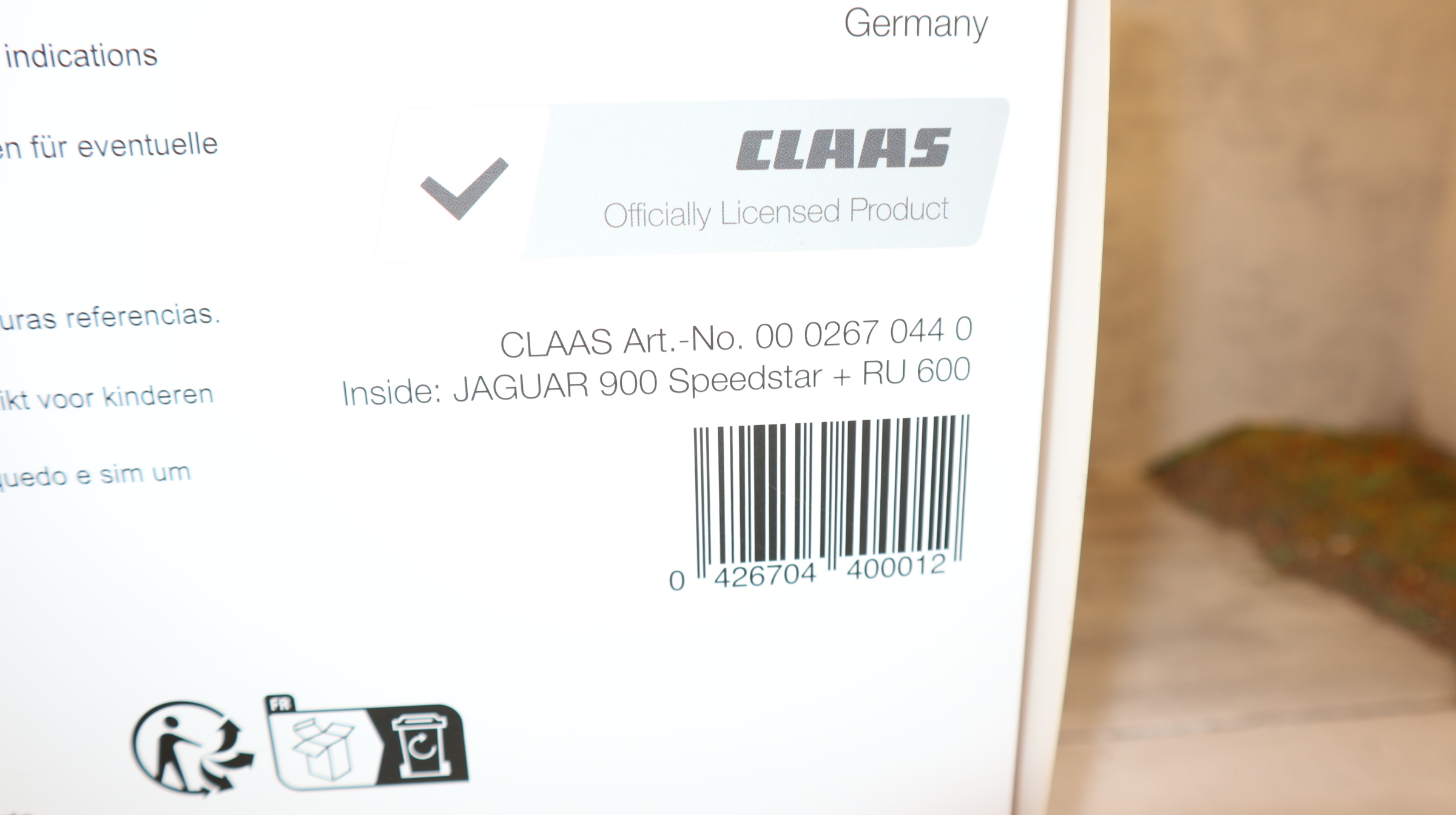 Universal Hobbies UH 02670440 in 1:32, Claas Jaguar 900 Speedstar + RU 600,  NEU in OVP