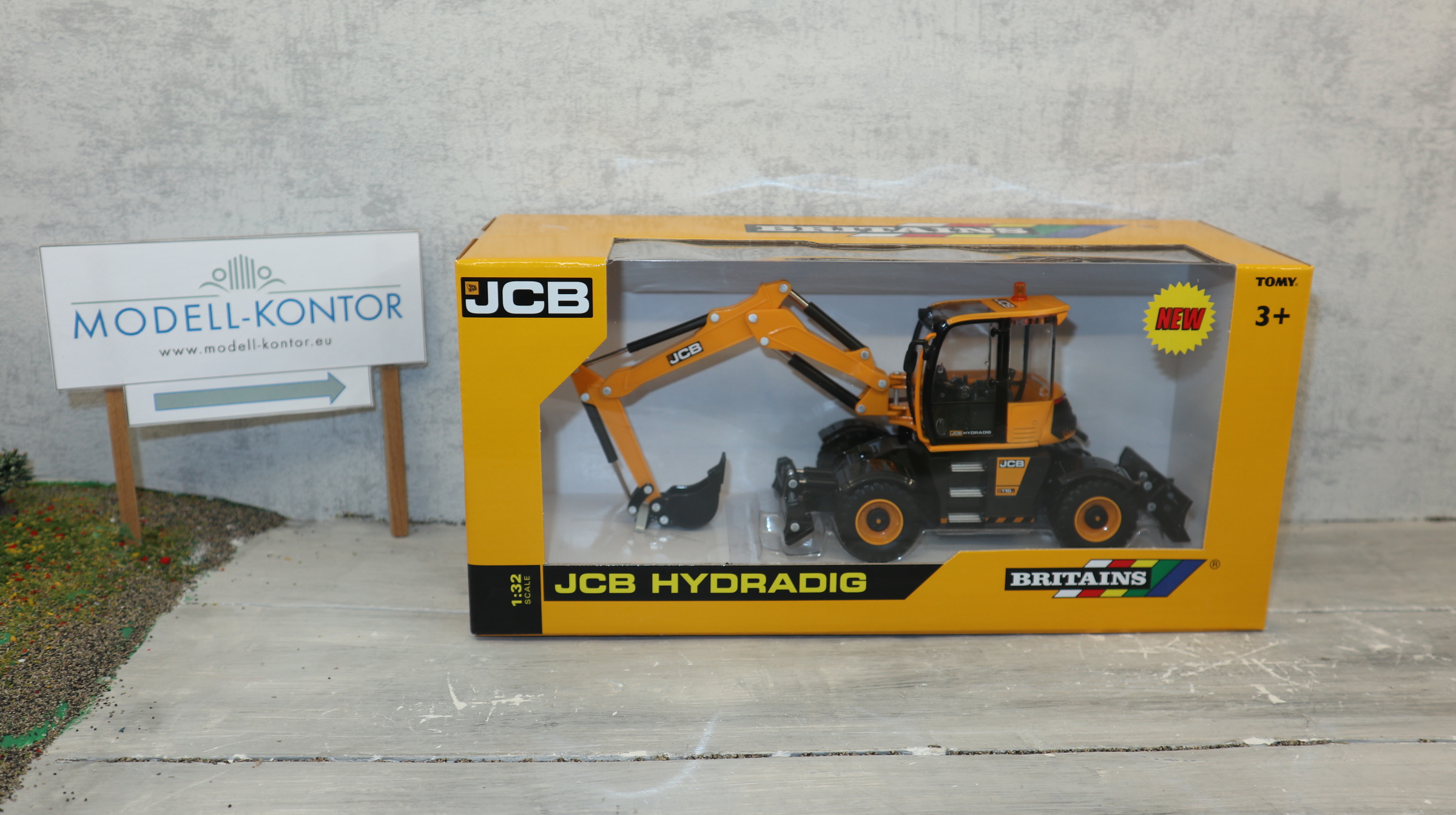 Britains 43178 in 1:32 JCB Hydradig 110W, Mobil-Radbagger, NEU in OVP