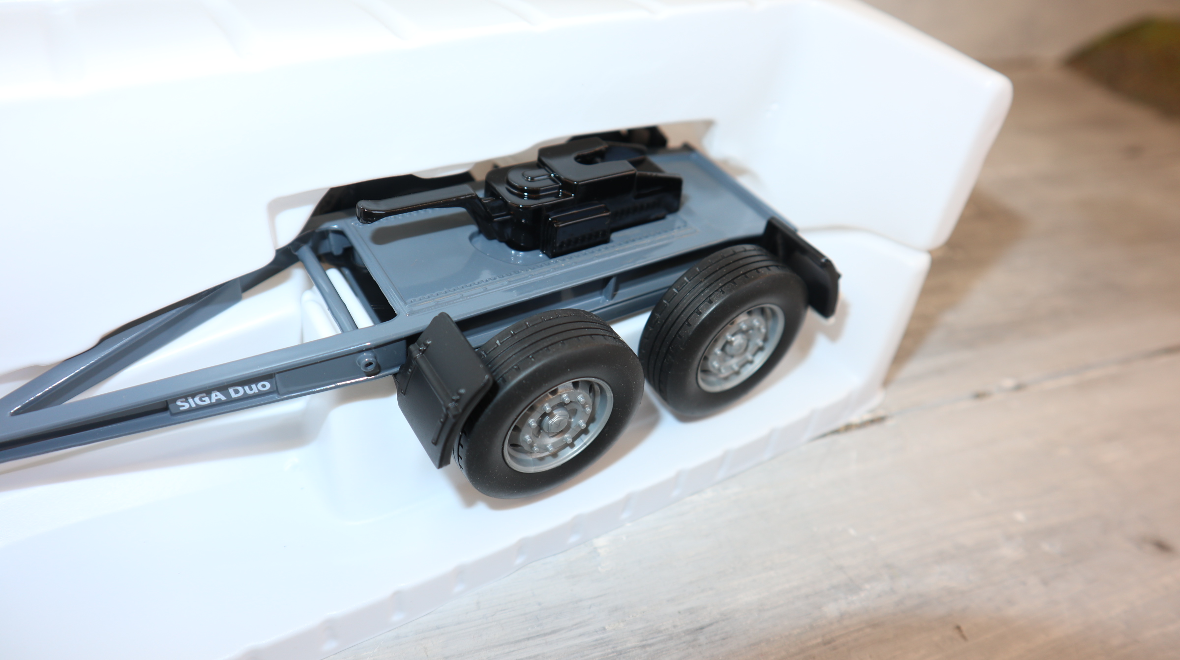 Siku 2887 in 1:32, Dolly SIGA Duo, mit den glatten Reifen, NEU in OVP