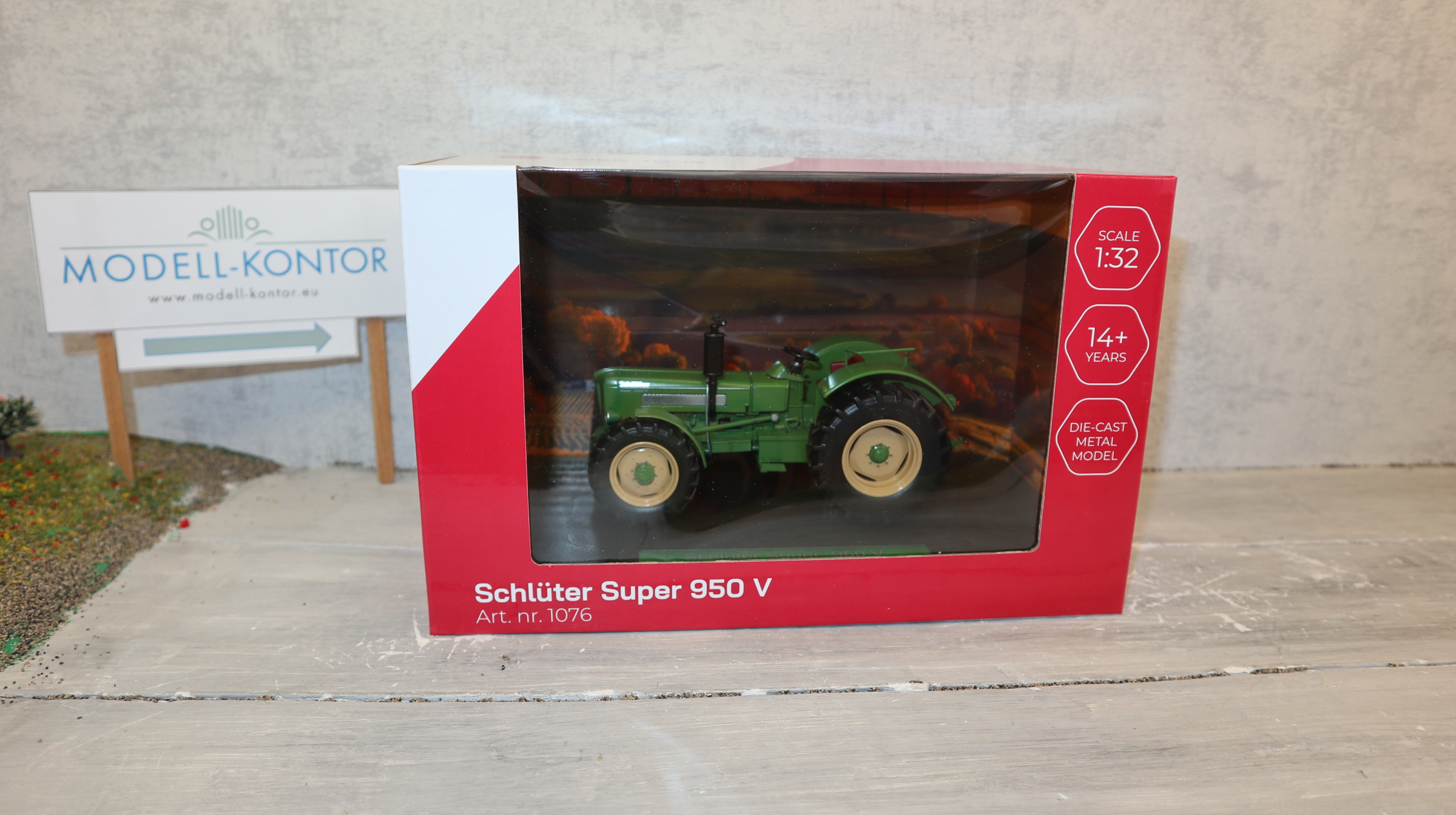 Weise Toys 1076 in 1:32, Schlüter Super 950 V in GRÜN, NEU in OVP
