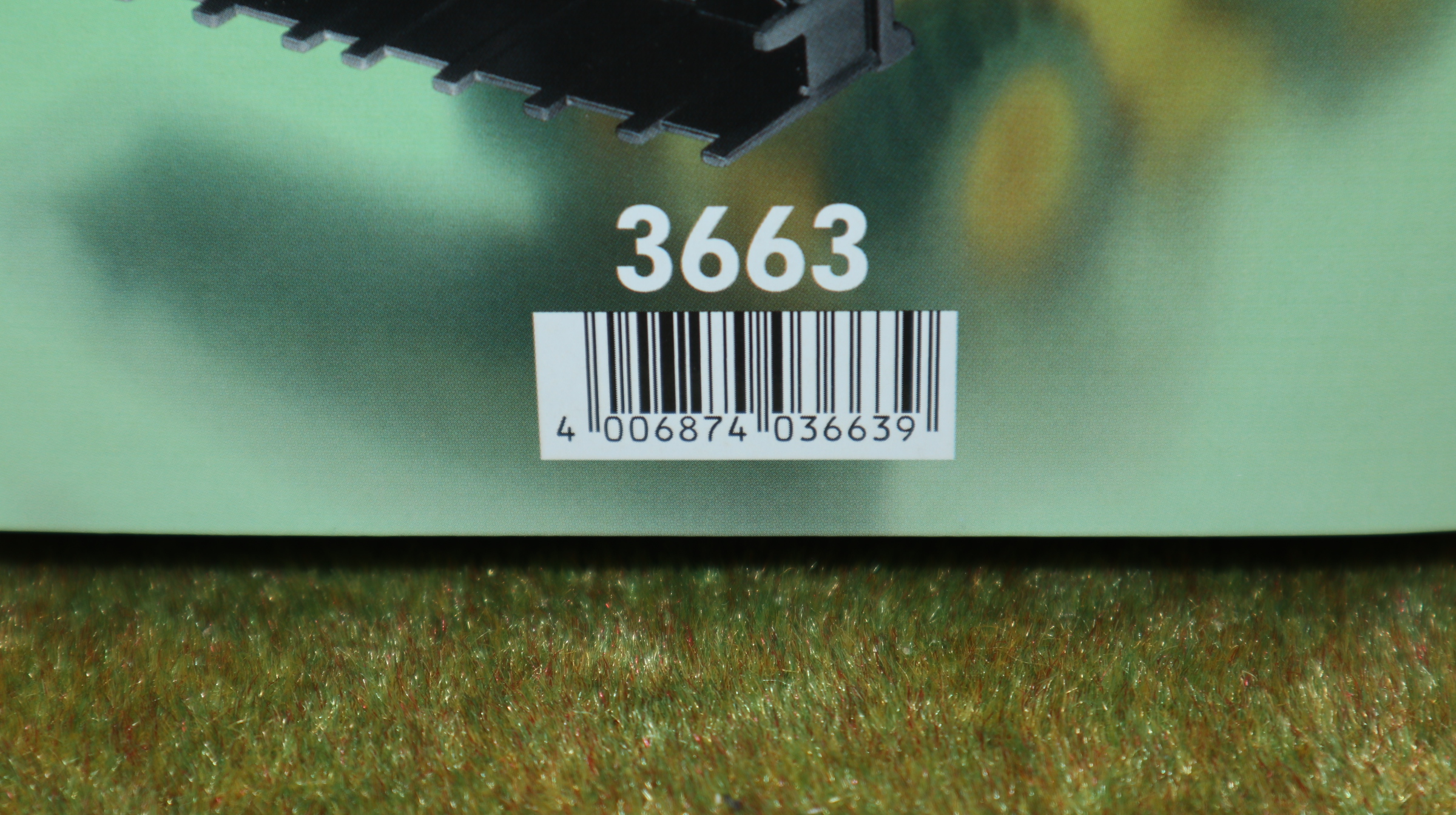 SIKU 3663 in 1:32, JCB 435S Agri Radlader, NEU in OVP