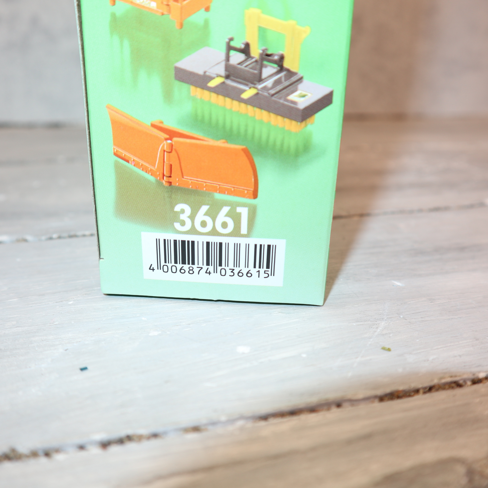 Siku 3661 in 1:32 Frontlader Anbaugeräte, NEU in OVP