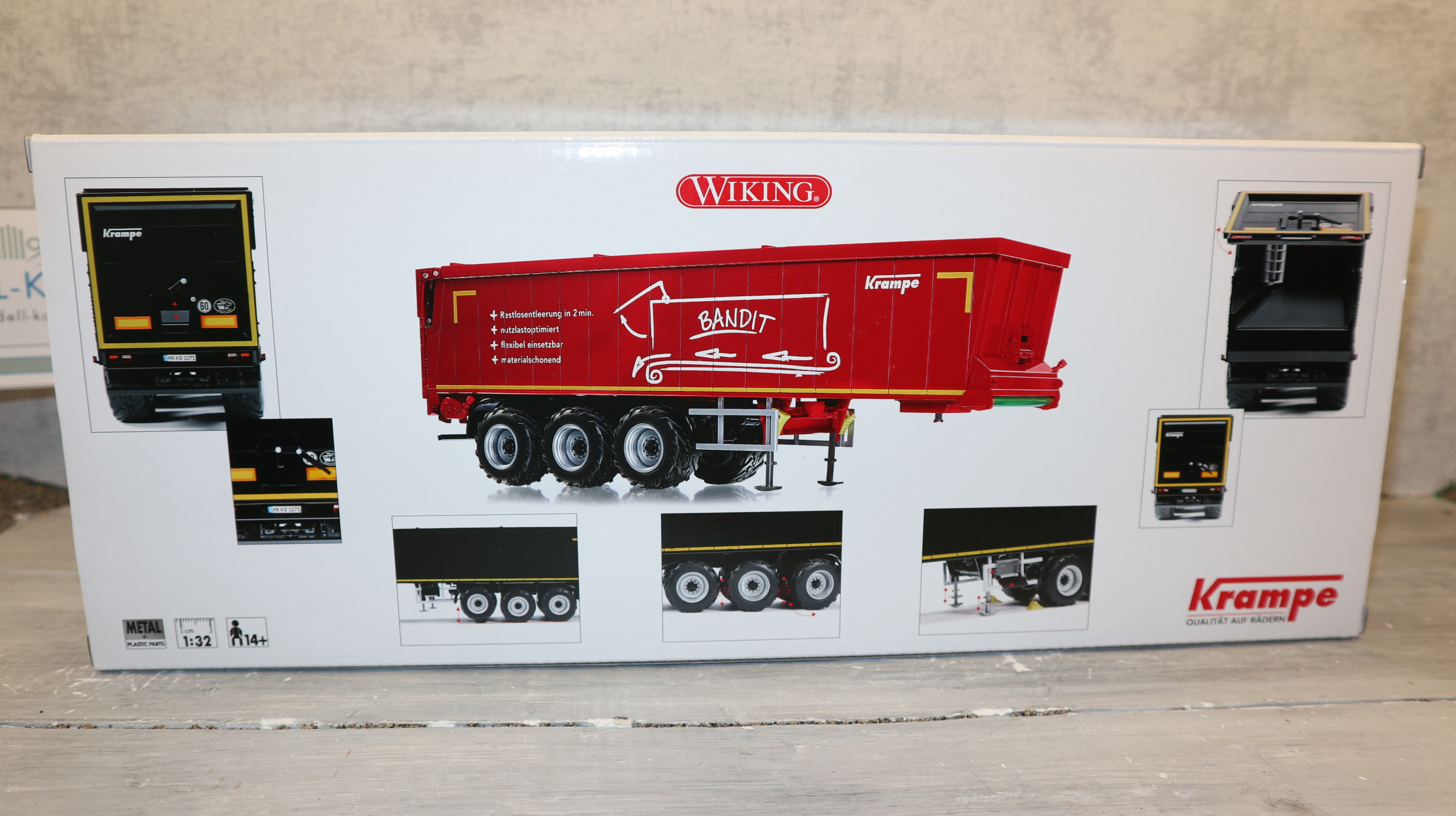 Wiking 077657 in 1:32,  KRAMPE Rollbandwagen ROT, NEU in OVP