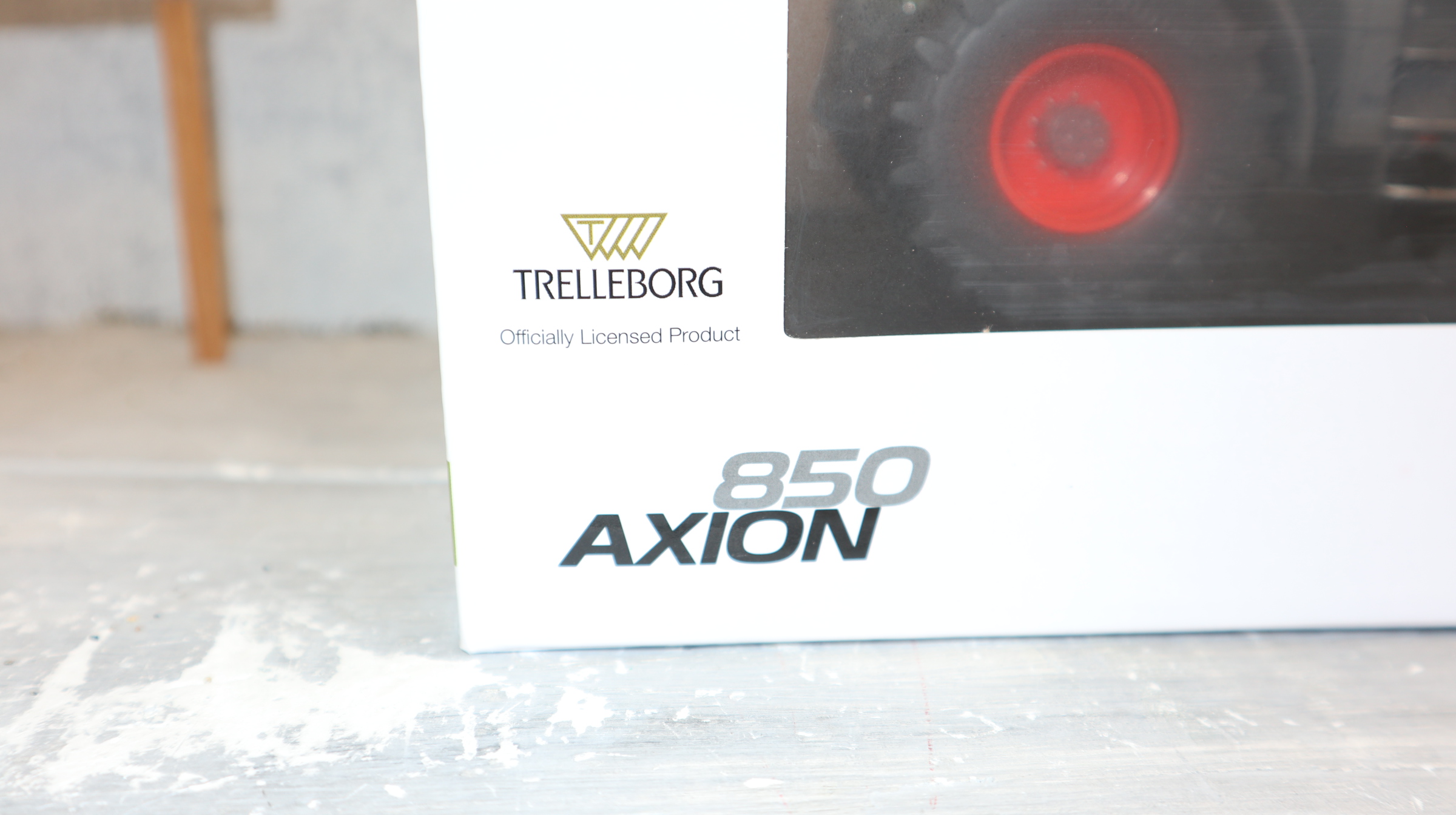 ROS 302297 in 1:32, Claas Axion 850 mit Trelleborg Reifen, NEU in OVP