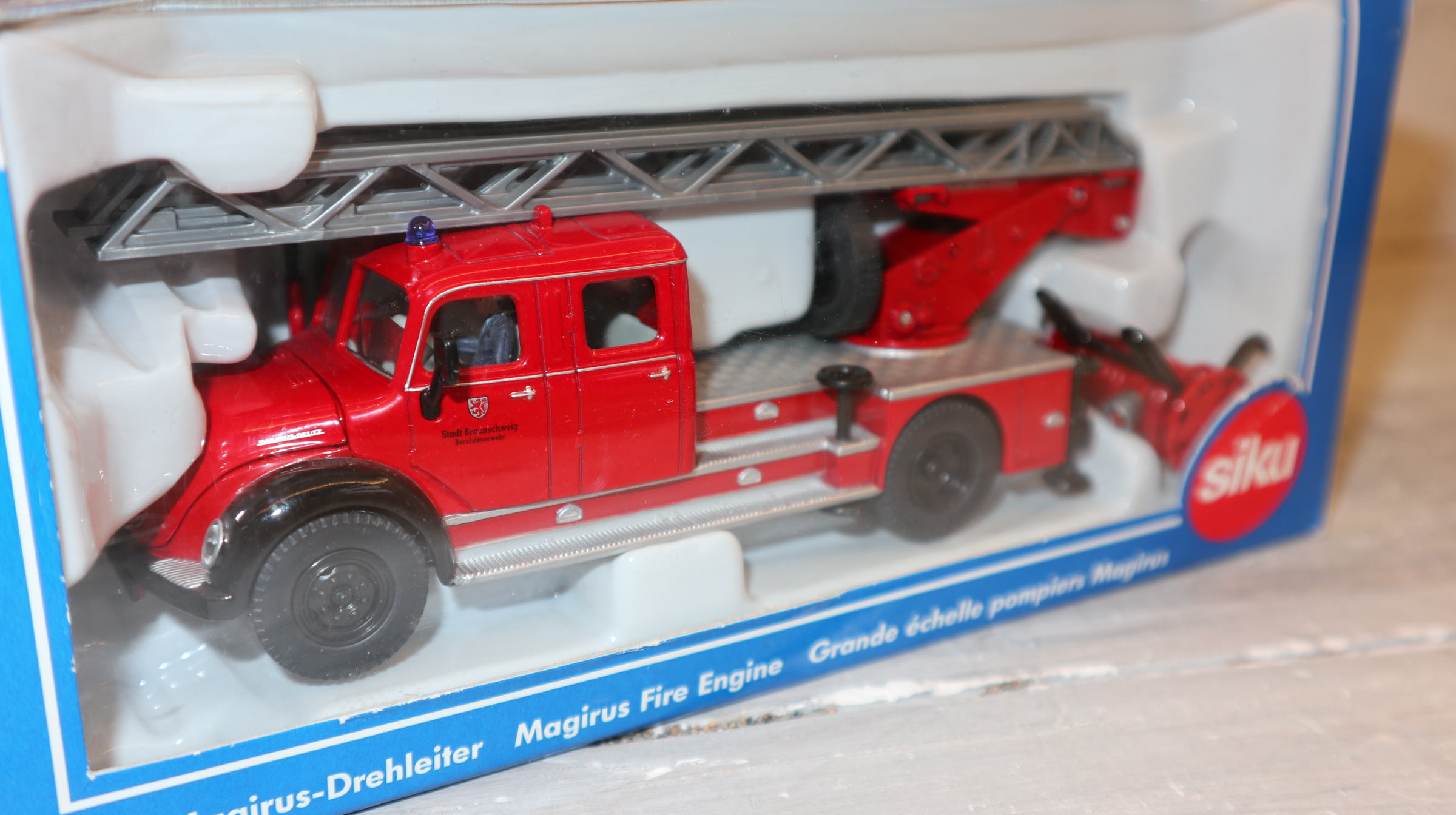 Siku 4114 in 1:50, Magirus Drehleiter Rundhauber, NEU in OVP