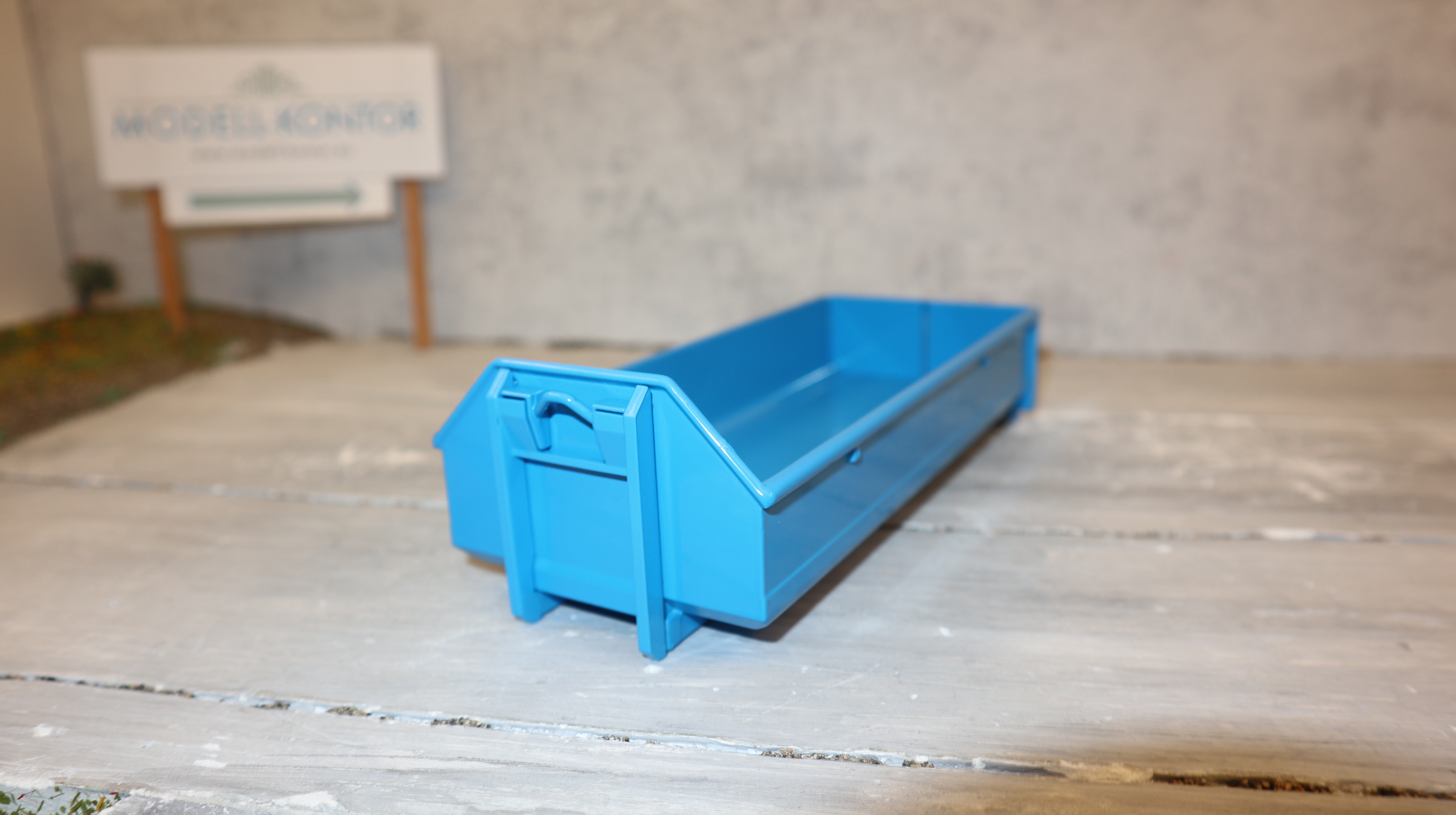 MarGe 2236-01 in 1:32, Abroll-Container 15cbm in BLAU
