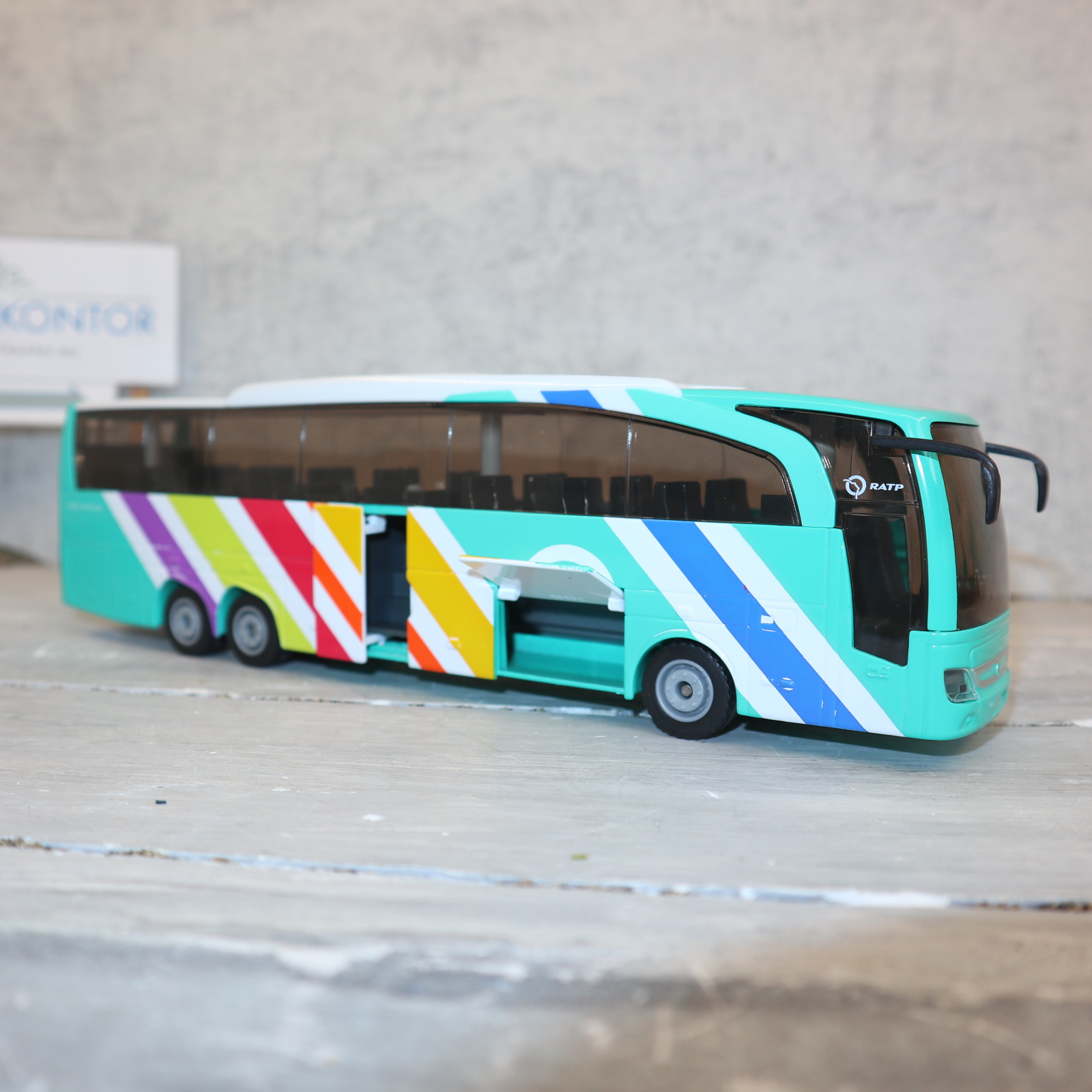 Siku 3738 in 1:50, Reisebus MB Sondermodell aus Frankreich RATP , Neu in OVP