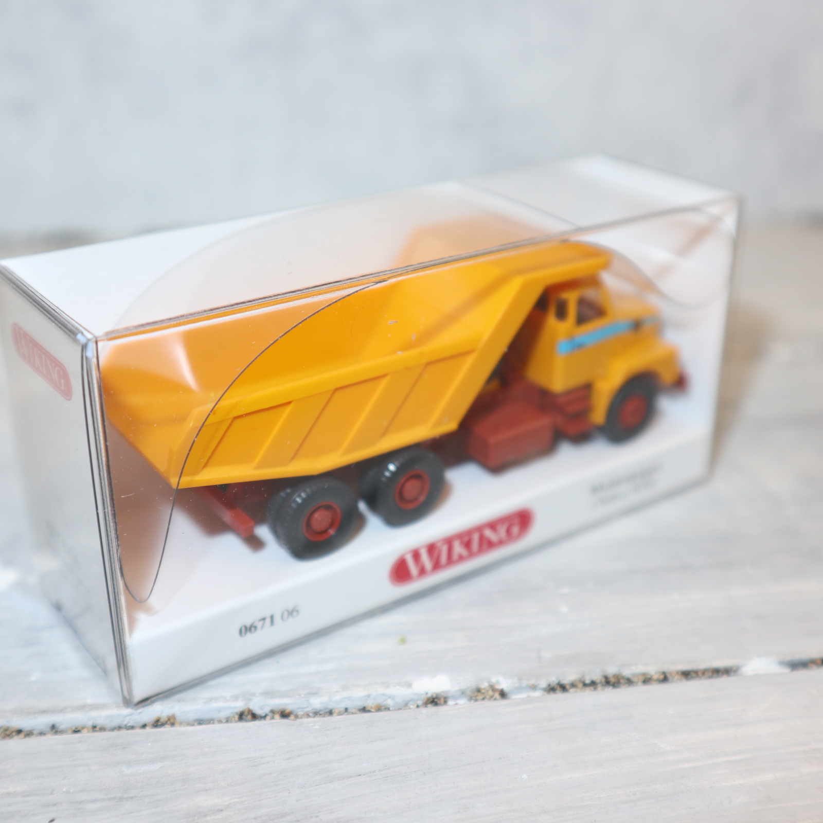 Wiking 067106 1:87 Muldenkipper Volvo N10 orange-weinrot NEU in OVP