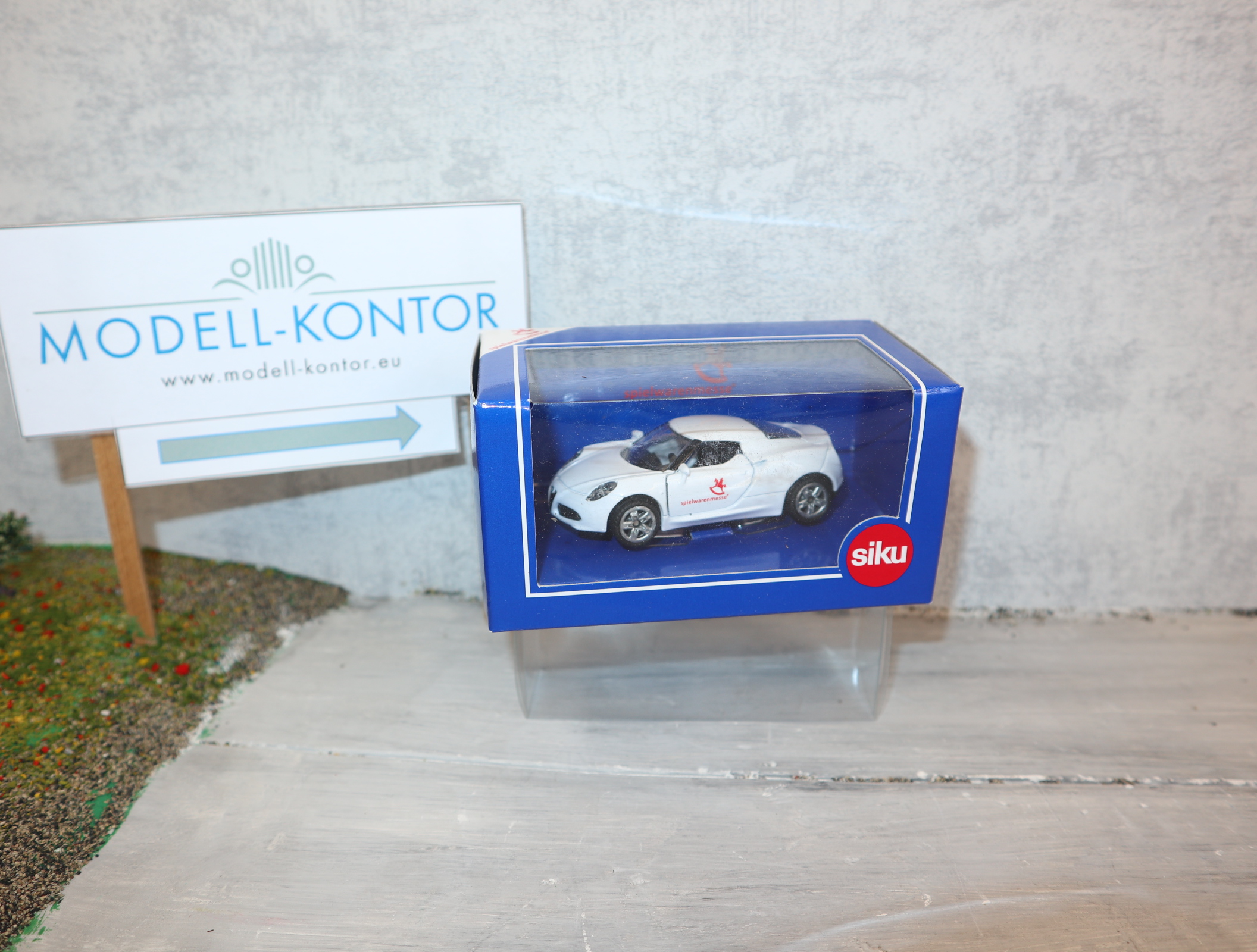Siku 1451 in 1:50 Alfa Romeo C4 Sondermodell Spielwarenmesse Nürnberg 2015 in OVP