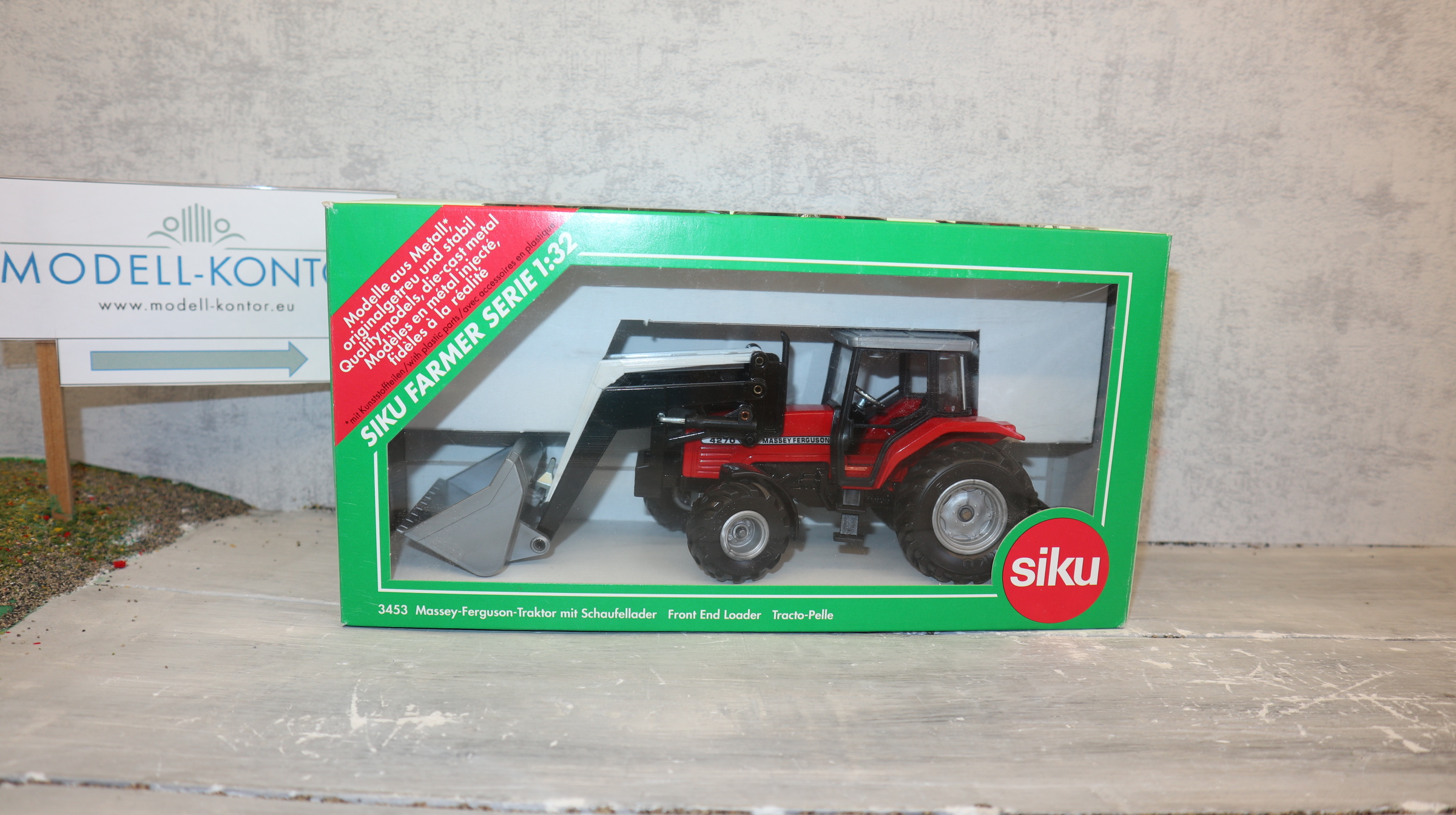 Siku 3453 in 1:32,  Massey Ferguson mit Frontlader, Version 1, Neu in OVP