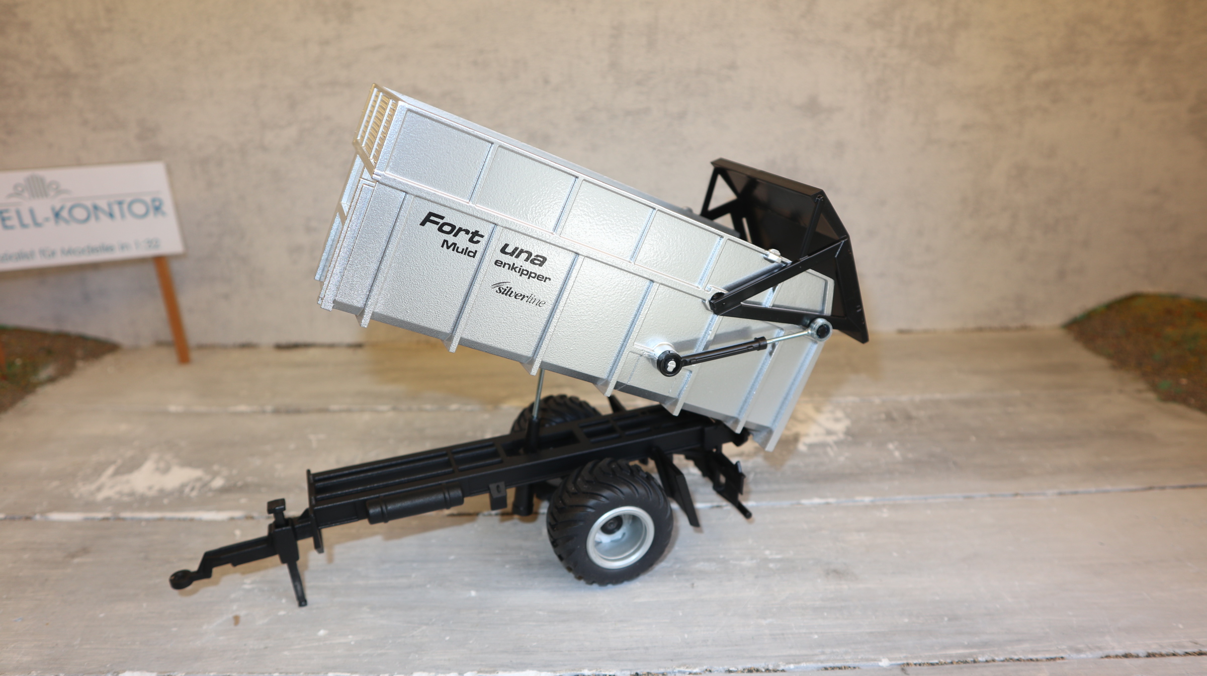 Siku 2880 in 1:32,  Muldenkipper Fortuna Silverline, NEU in OVP