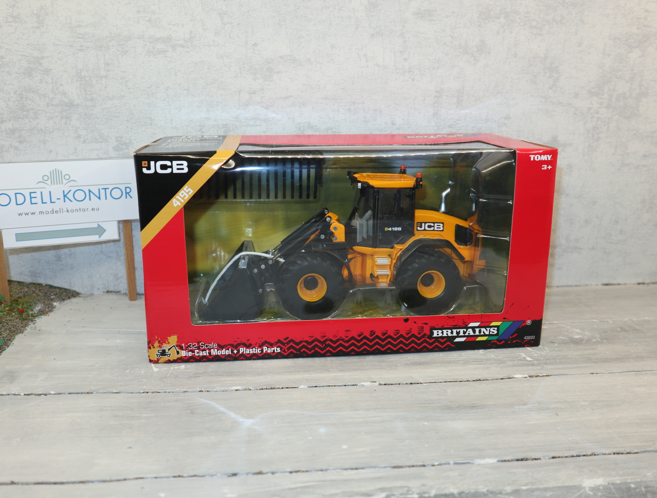 Britains 43223 in 1:32 JCB 419S Radlader mit Wechselschaufel, NEU in OVP