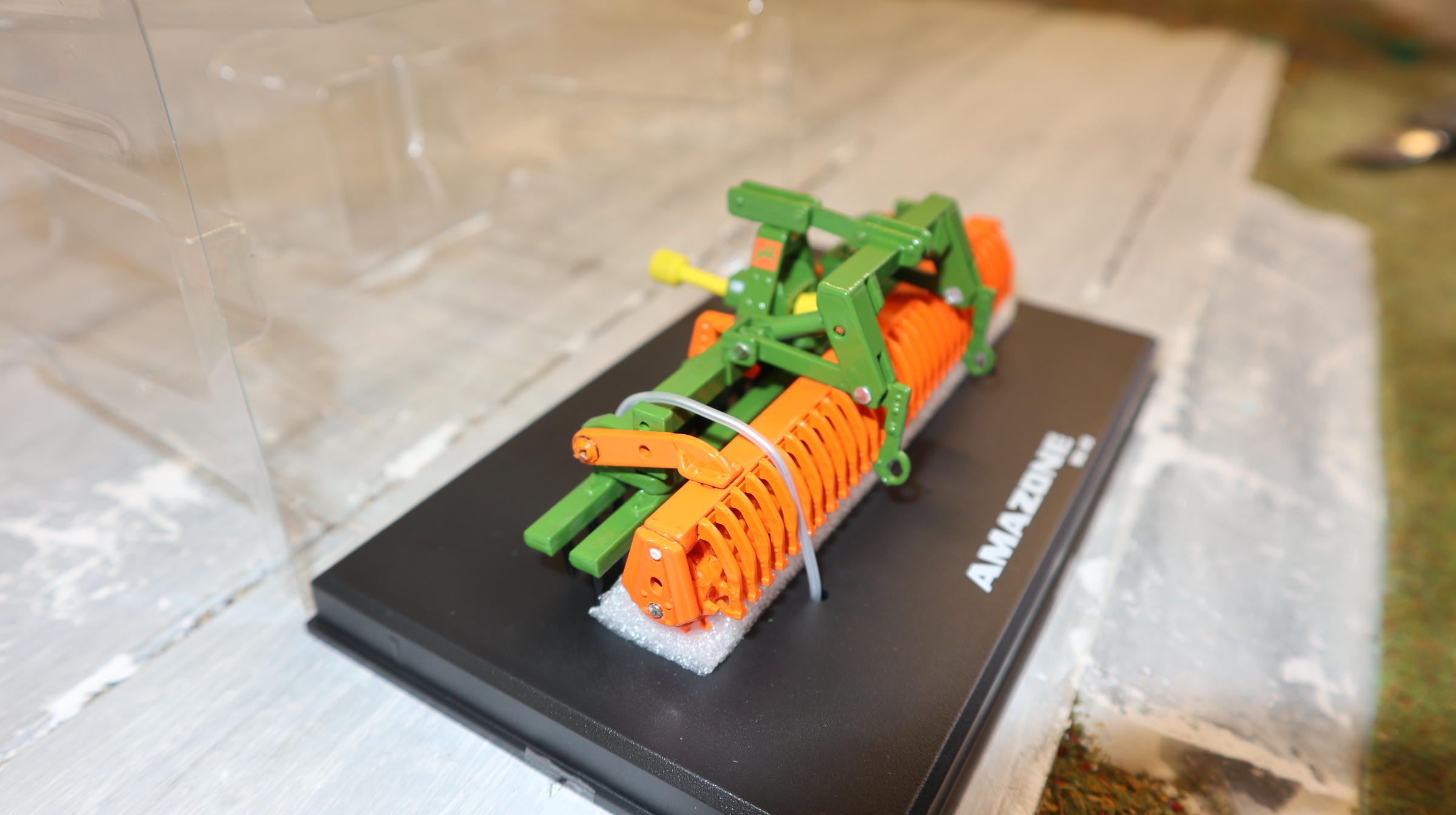 Replicagri 254 in  1:32,  AMAZONE RE 40 Egge, Neu in OVP