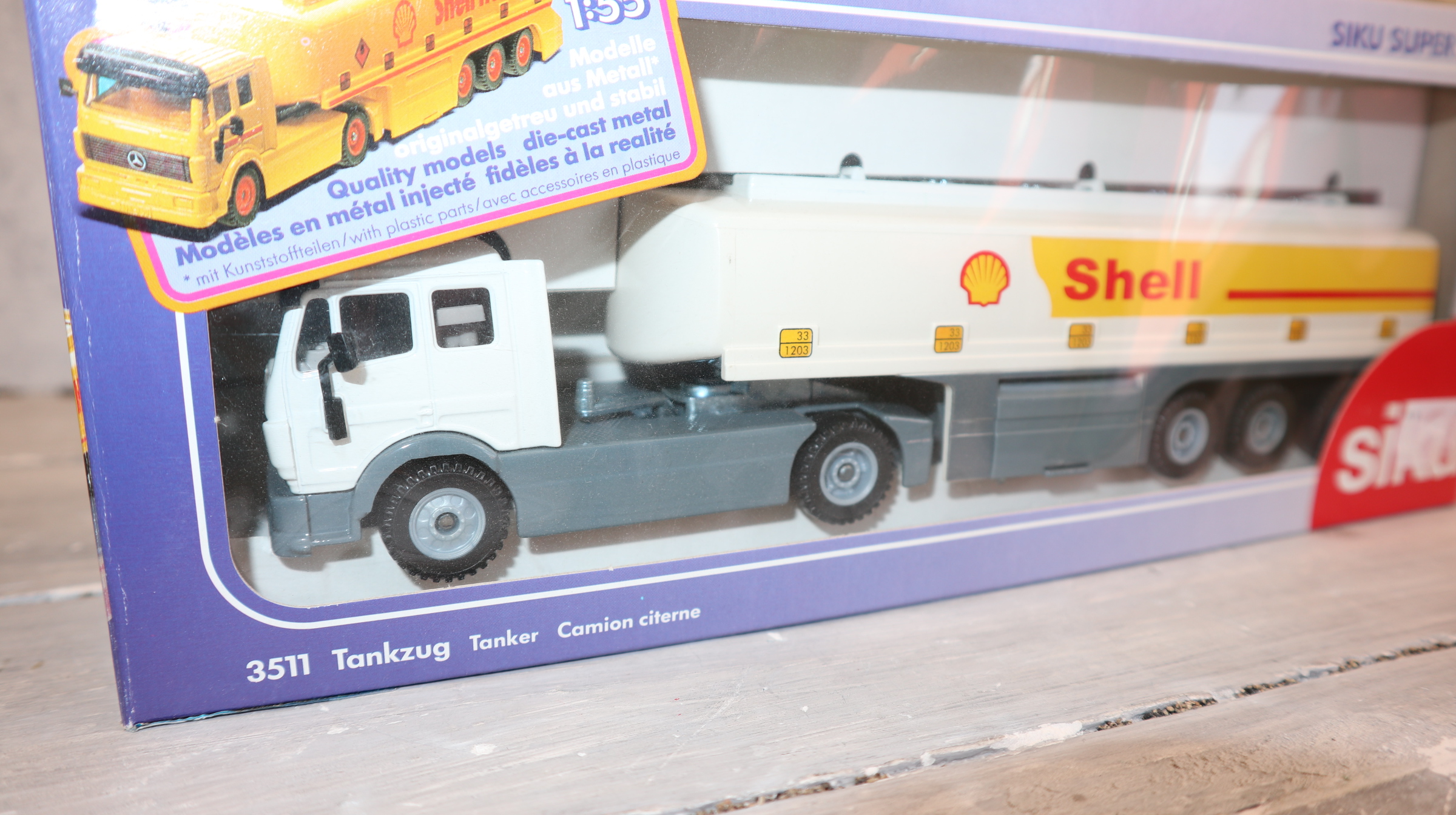Siku 3511 in 1:55,  Tankzug SHELL, graues Chassis, LKW langer Radstand, Neu in OVP