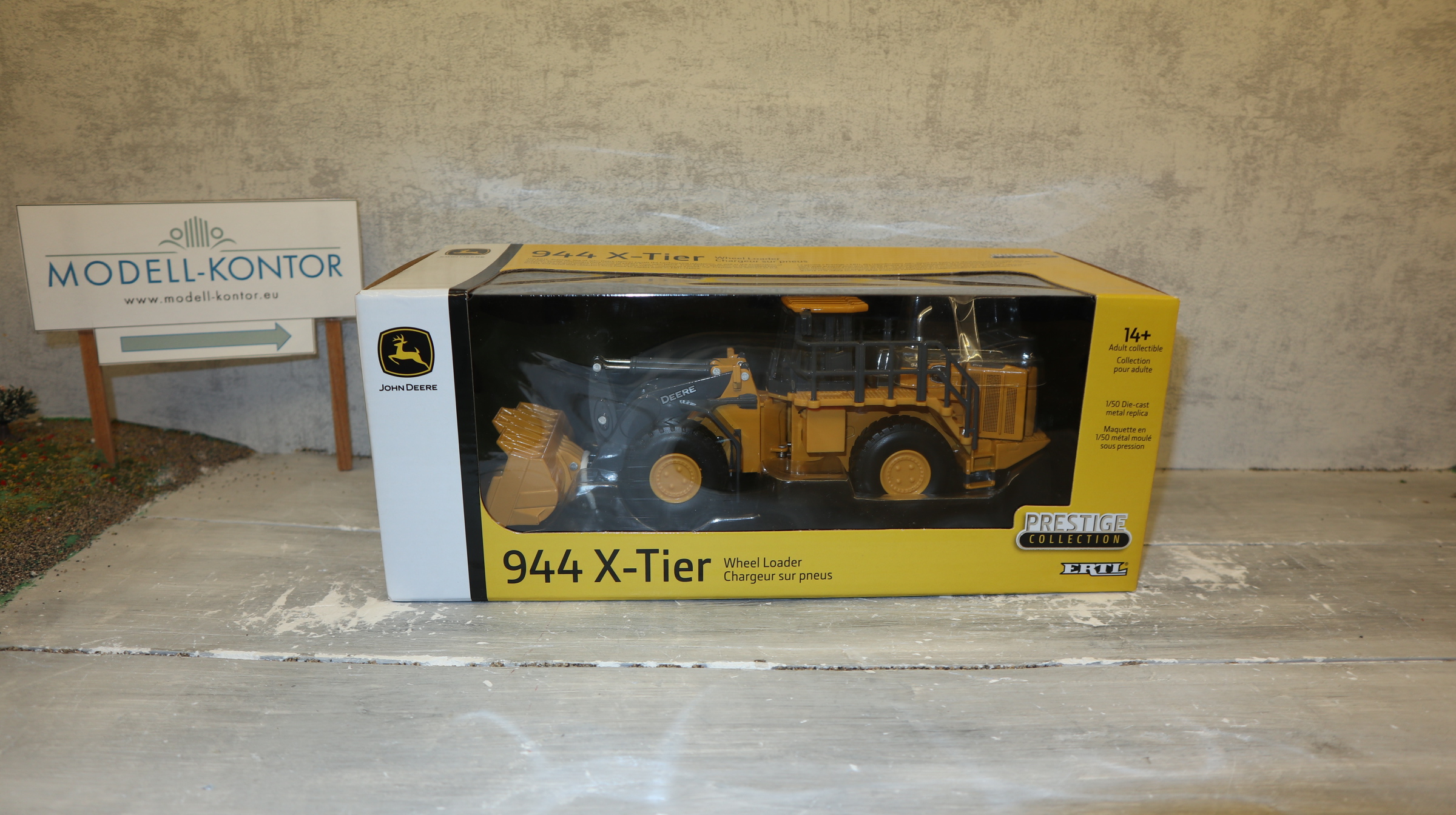 ERTL Prestige 45884 in 1:50, DEERE 944X-Tier Radlader, USA-Modell, NEU in OVP