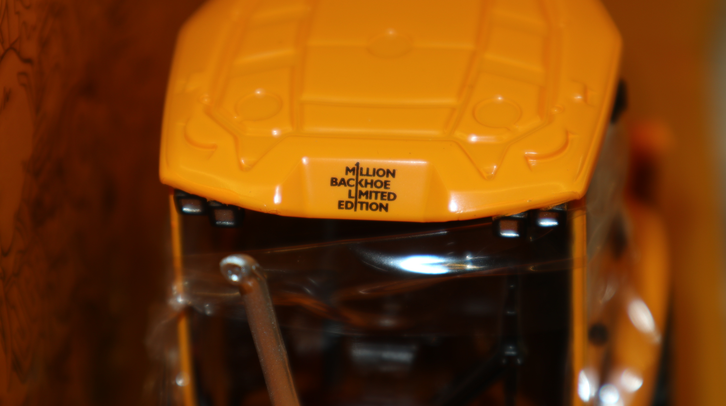 Britains 43411 in 1:32, JCB 3CX Pro "1-Million-Edition", NEU in OVP