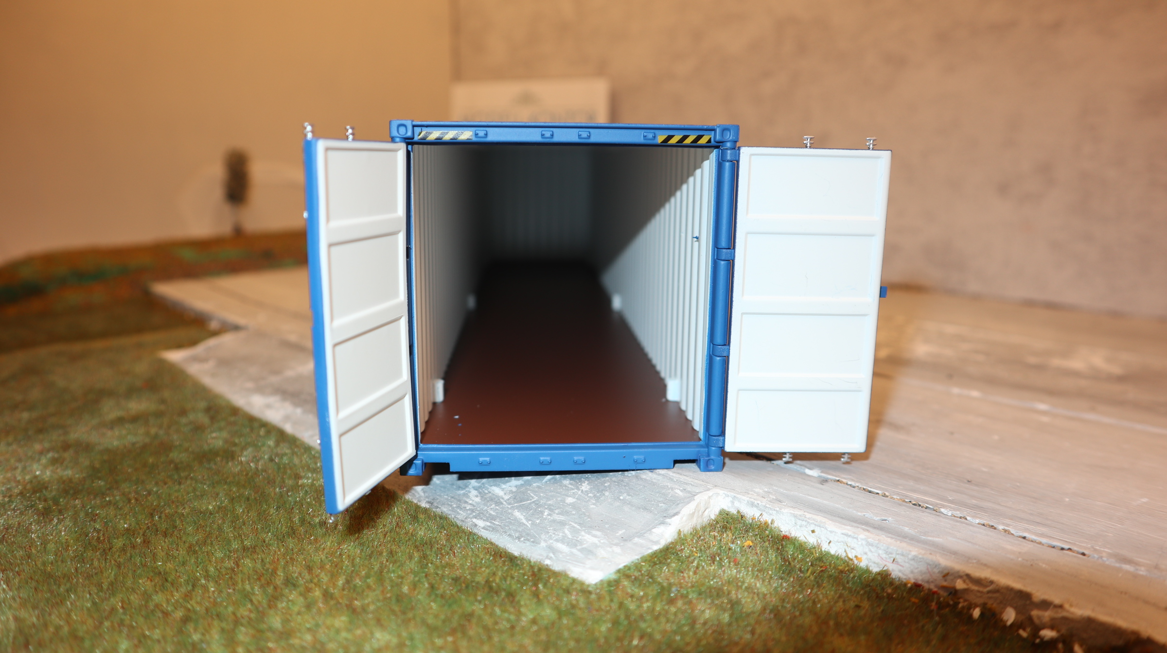 MarGe 2324-01 in 1:32, 40 Fuß See-Container in blau,  NEU in OVP