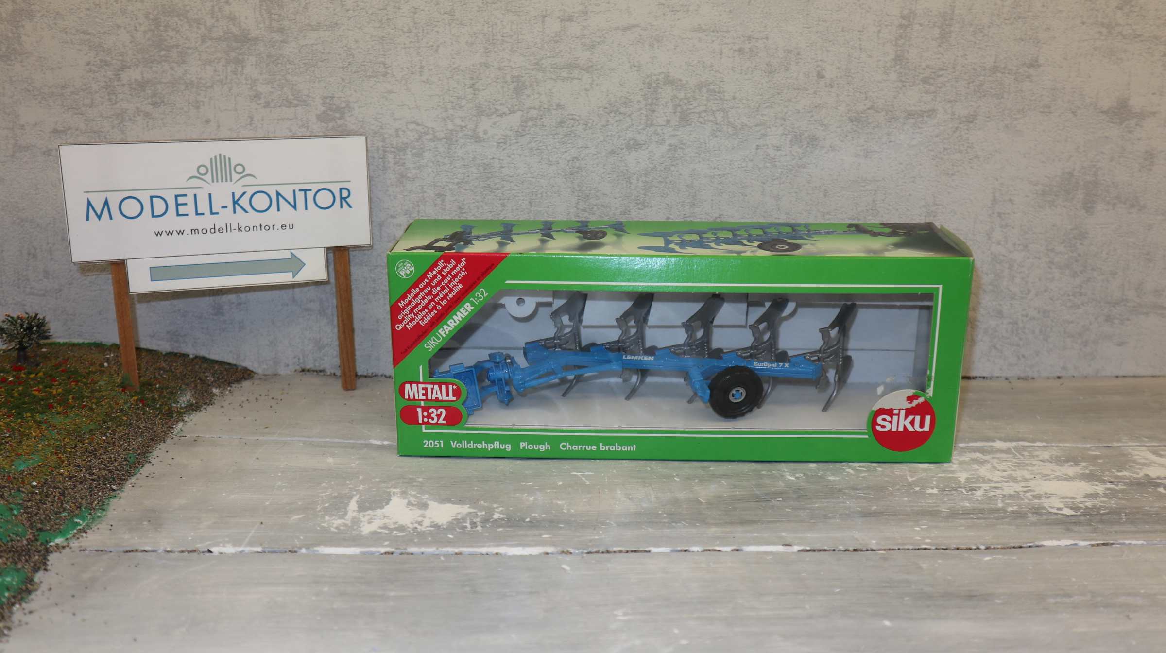 Siku 2051 in 1:32, Lemken Volldrehpflug hellblau, NEU in OVP