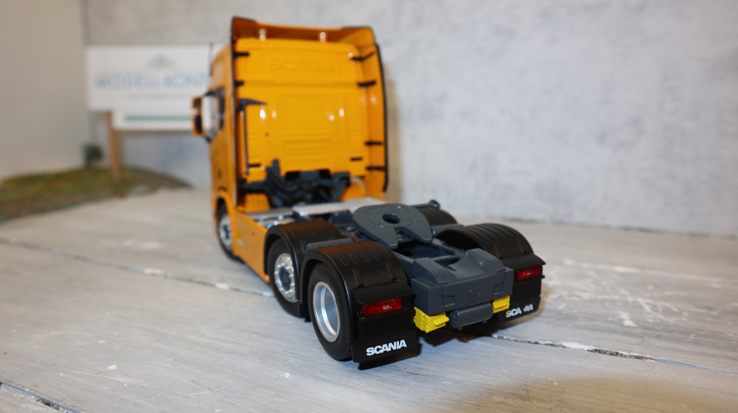 MarGe 2015-04 in 1:32, Scania R500 6x2 in gelb, NEU in OVP