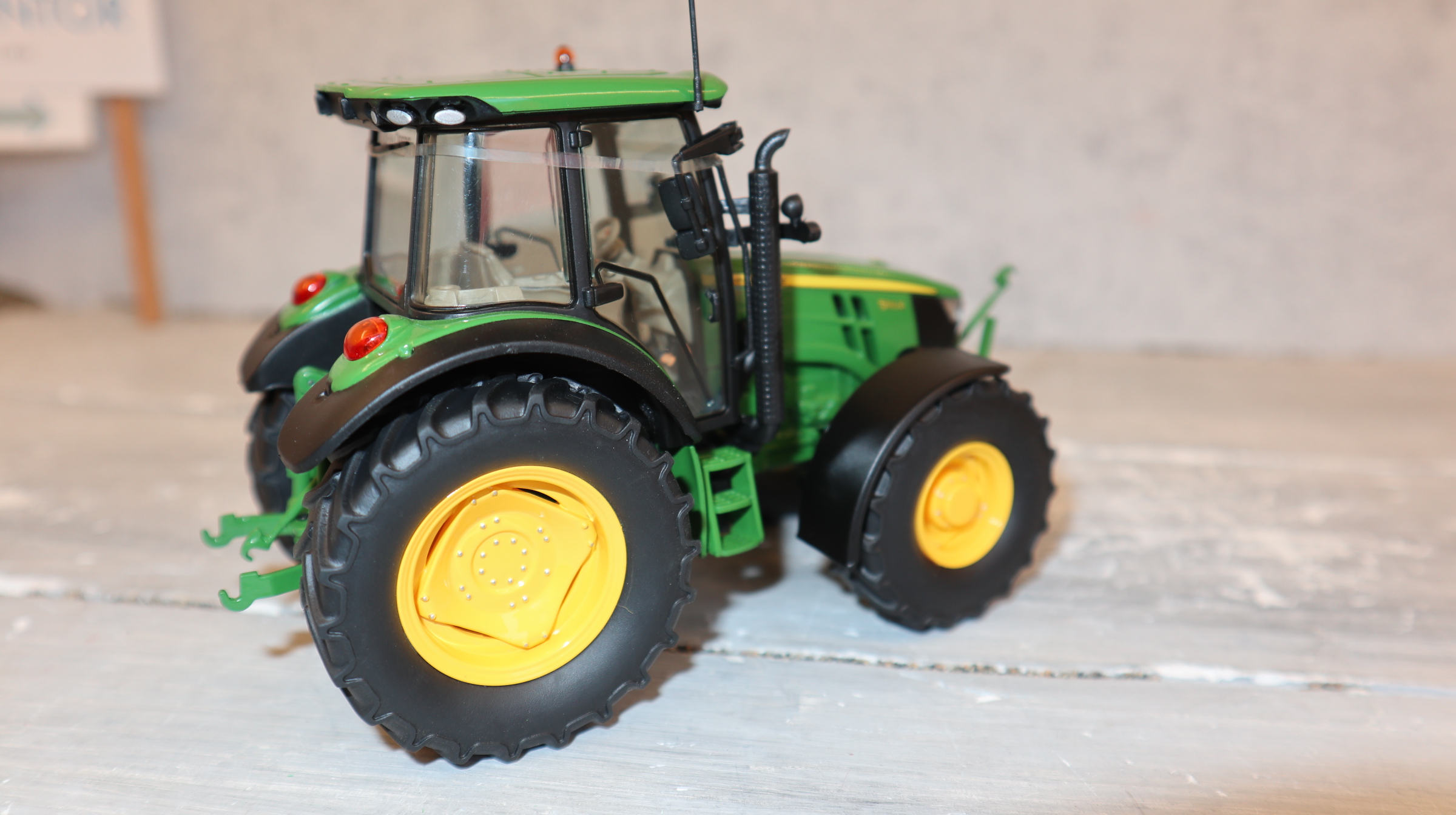Schuco 7865 in 1:32, John Deere 5100R, NEU in OVP