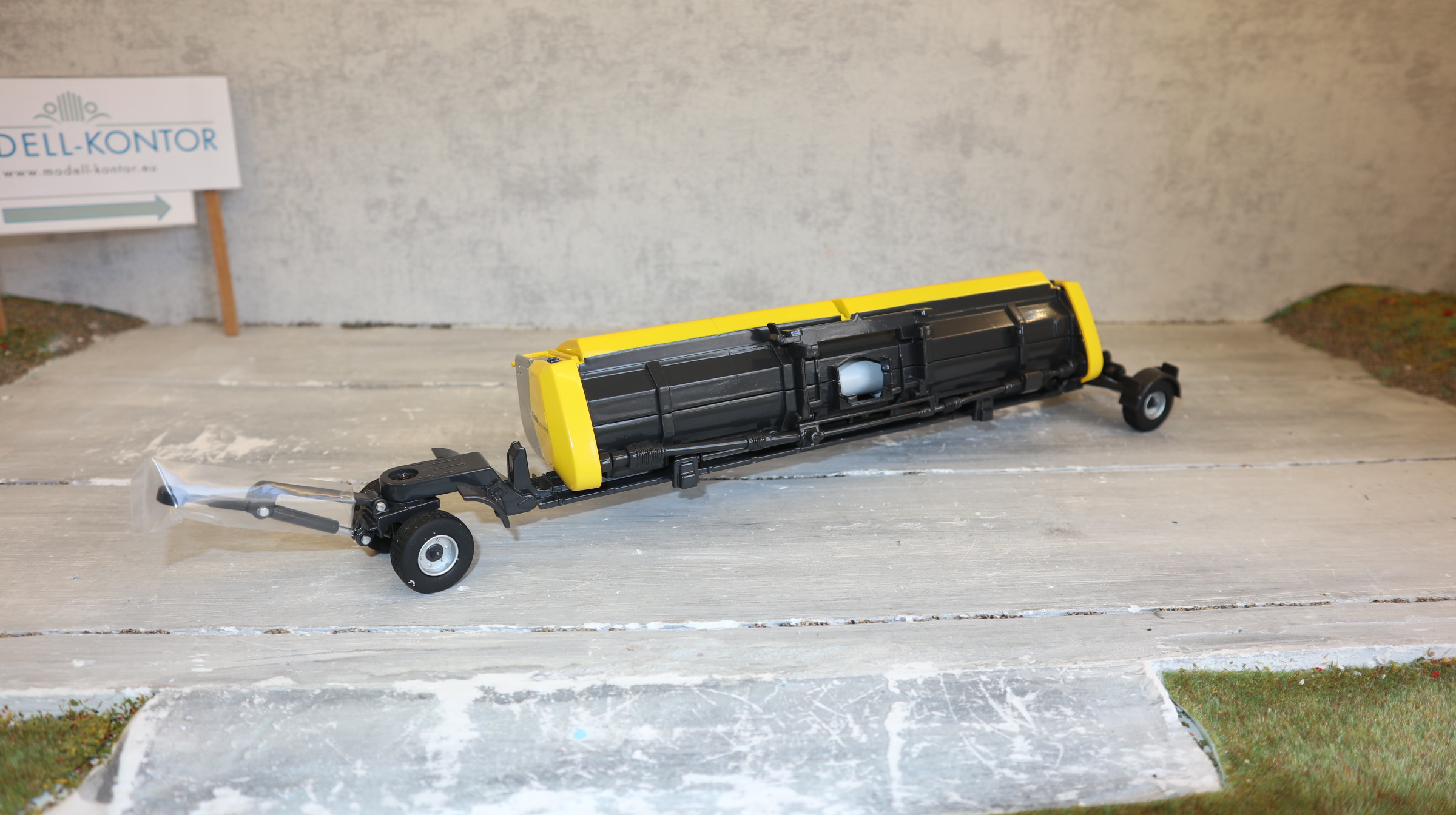 WIKING 077838 in 1:32,  ZÜRN ProfiCut 700 mit Transportwagen, NEU in OVP