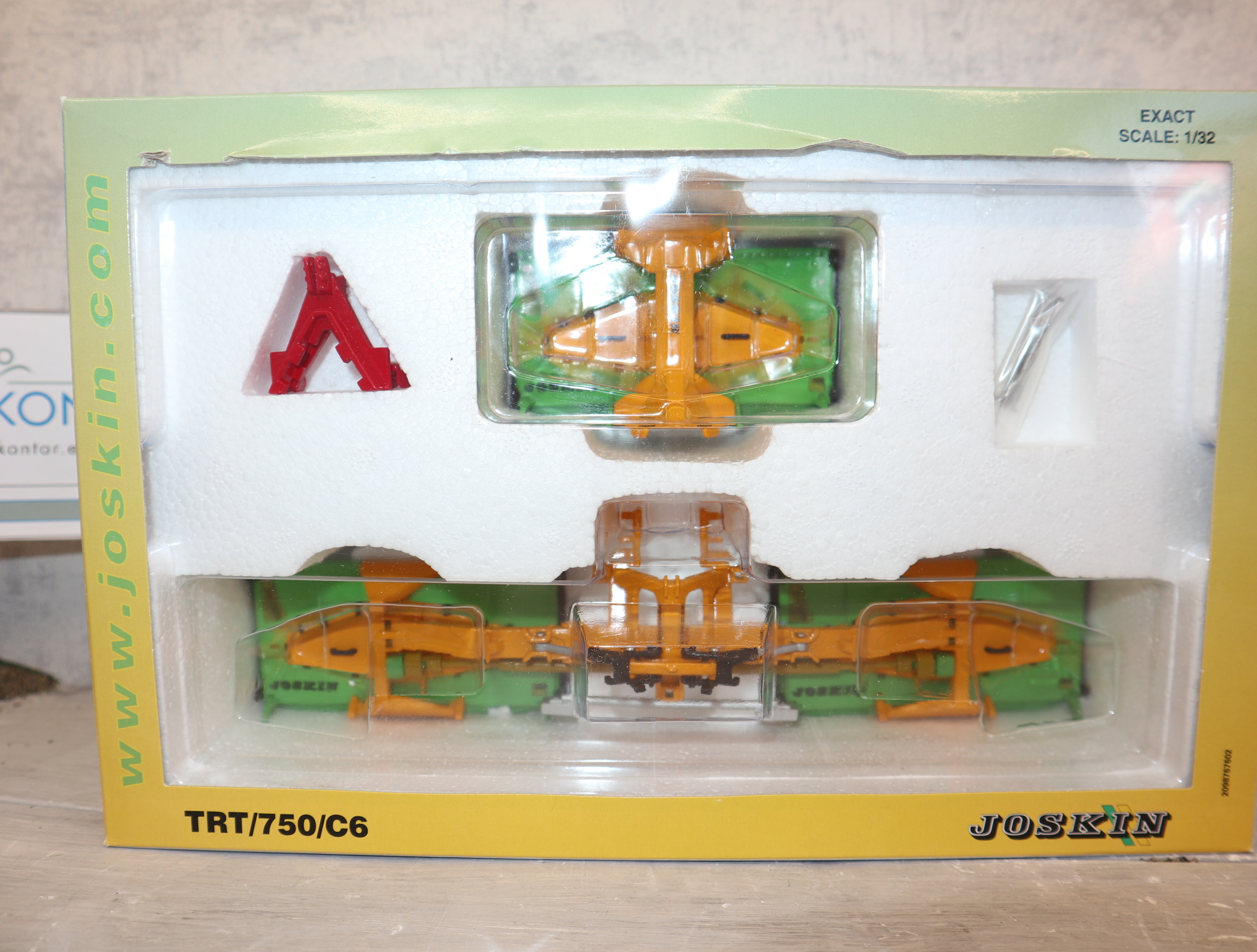 ROS 603011 in 1:32,  JOSKIN TRT 750 C6 Mähwerk, NEU in OVP