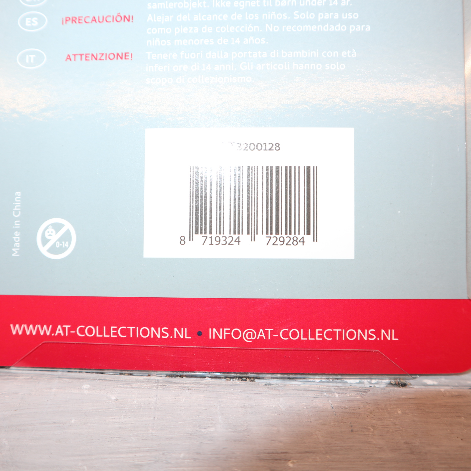 AT Collections 3200128 in 1:32,   MITAS Agriterra Breitreifen mit silberne Felge NEU in OVP