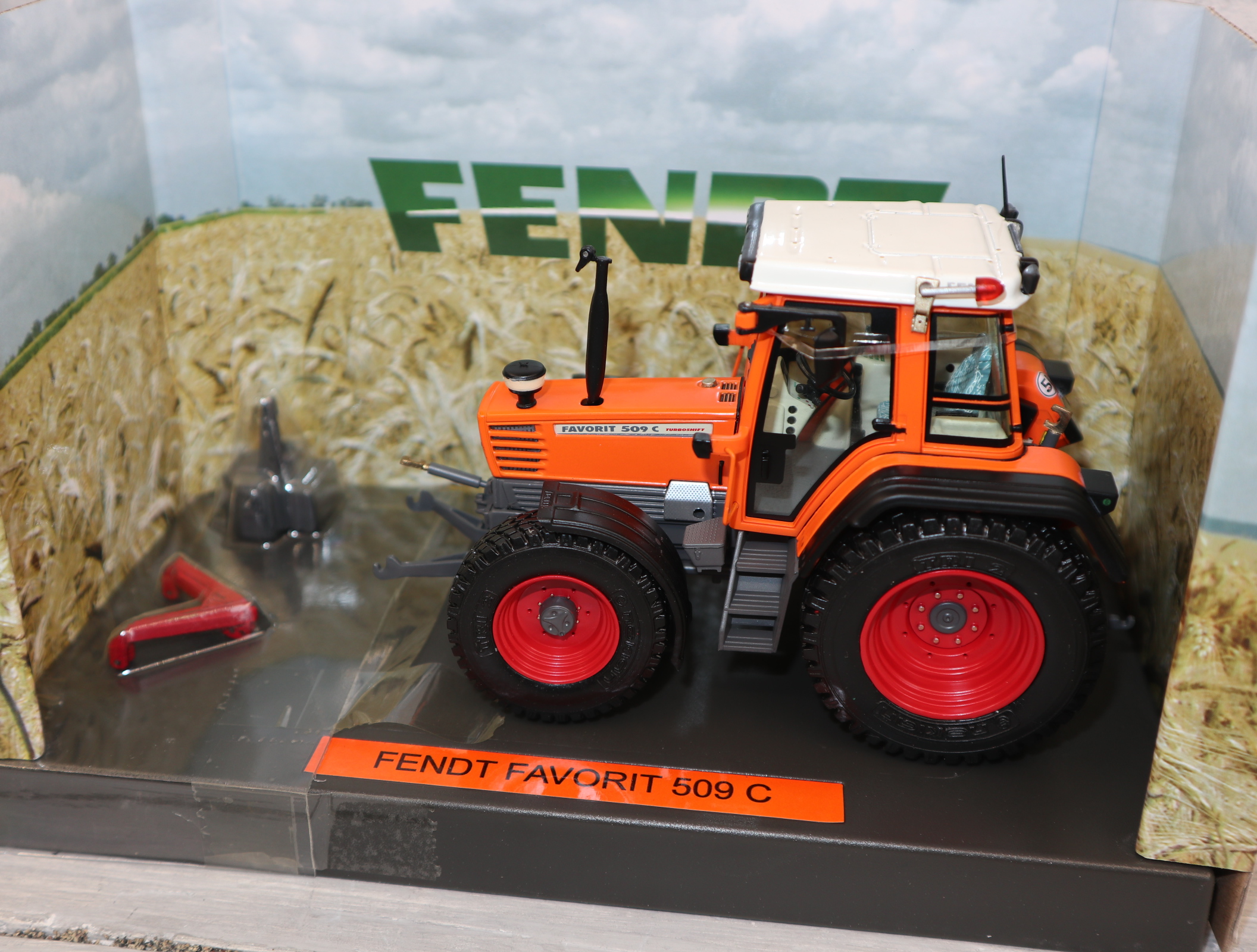 Weise-Toys 1111 Fendt 509 C Kommunal, NEU in OVP