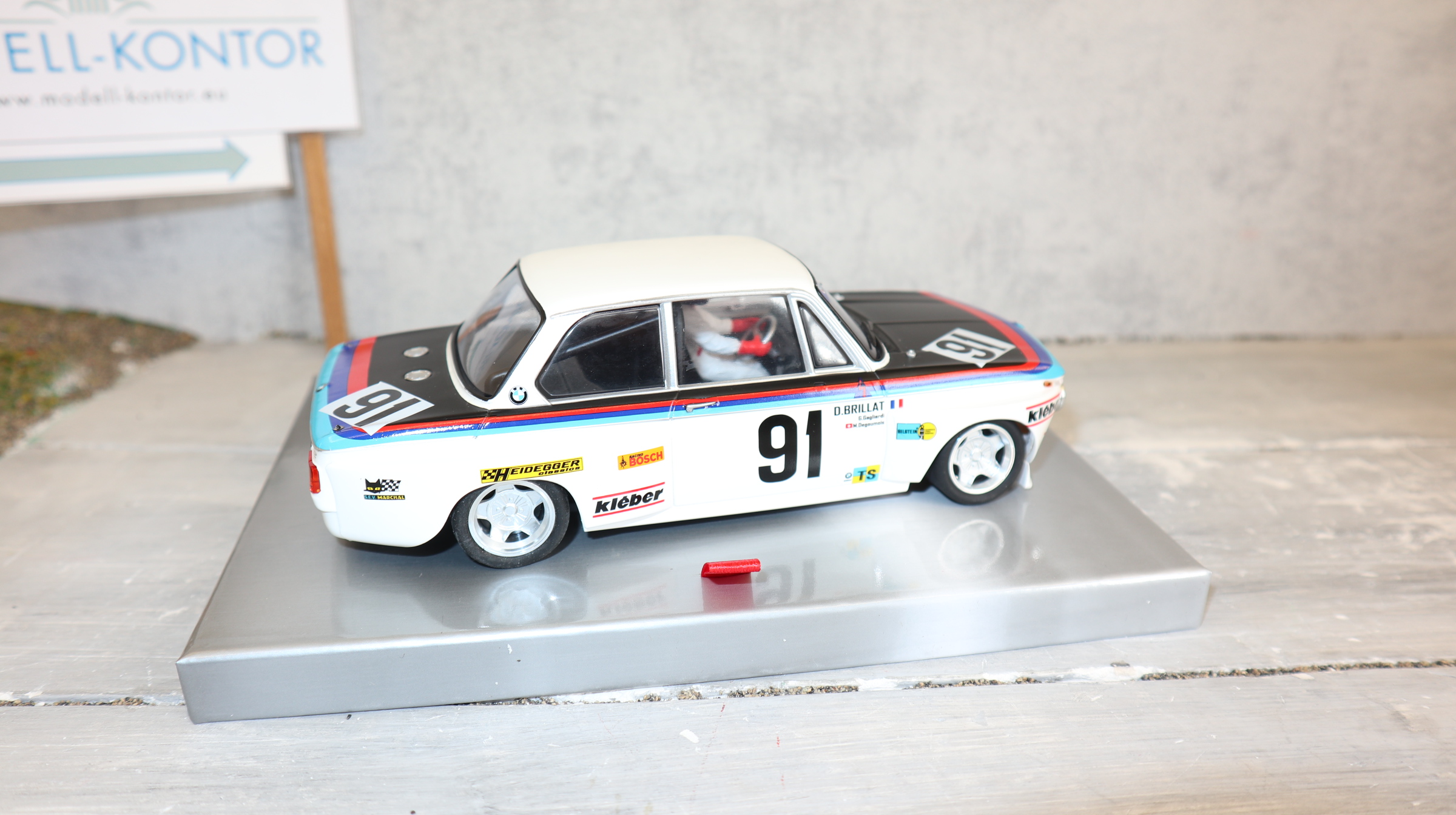 BRM 135 Slotcar in 1:24,  BMW 2002 HEIDEGGER Racing No. 91, weiß , NEU in OVP