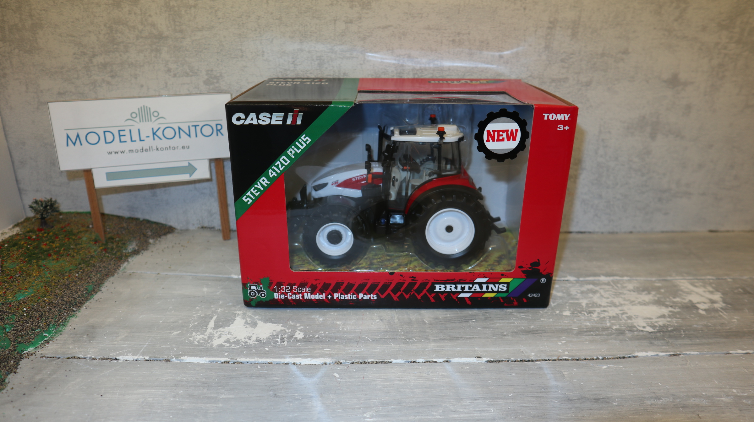 Britains 43423 in 1:32,  Steyr 4120 Plus, NEU  in OVP