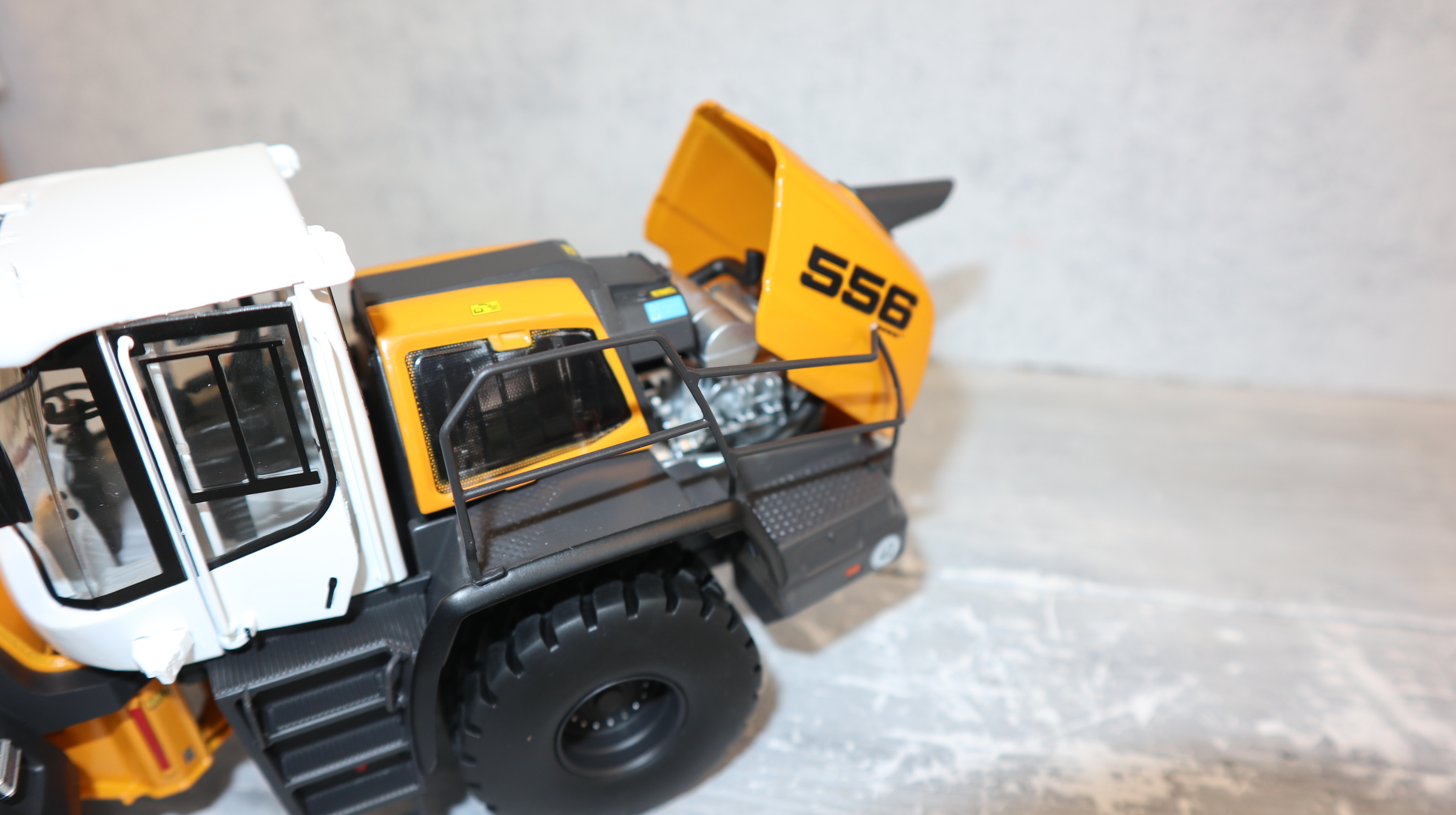 Wiking  077840 in 1:32, LIEBHERR Radlader L556, NEU in OVP