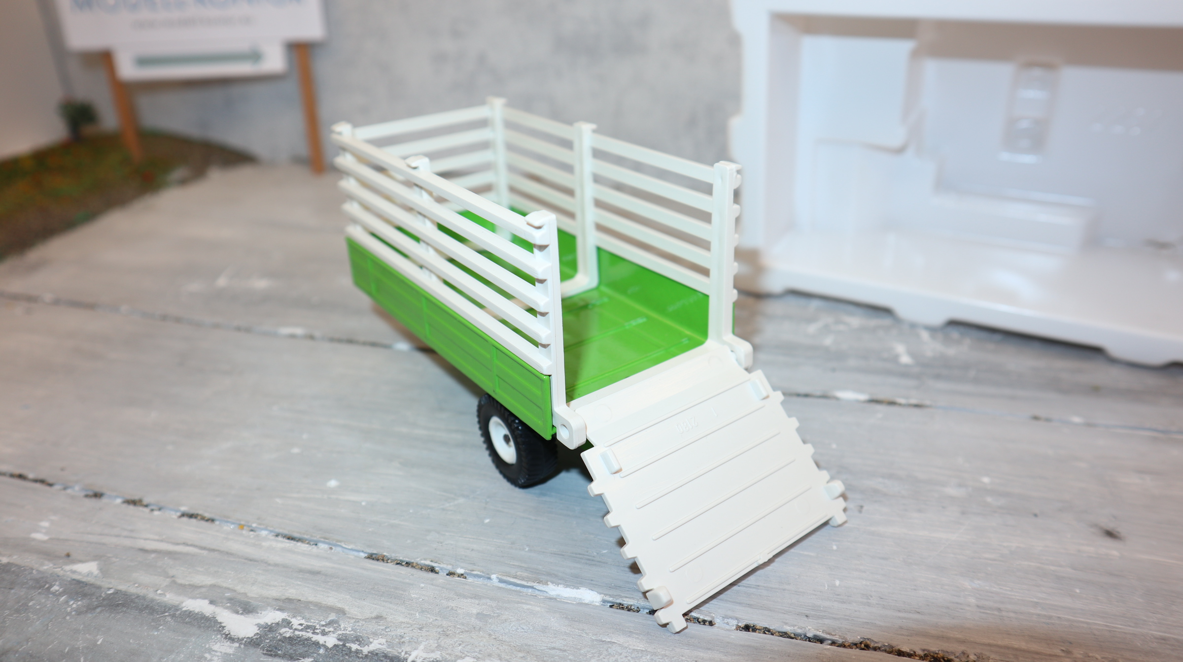 Siku 2257 in 1:32 Viehtransporter, NEU in OVP