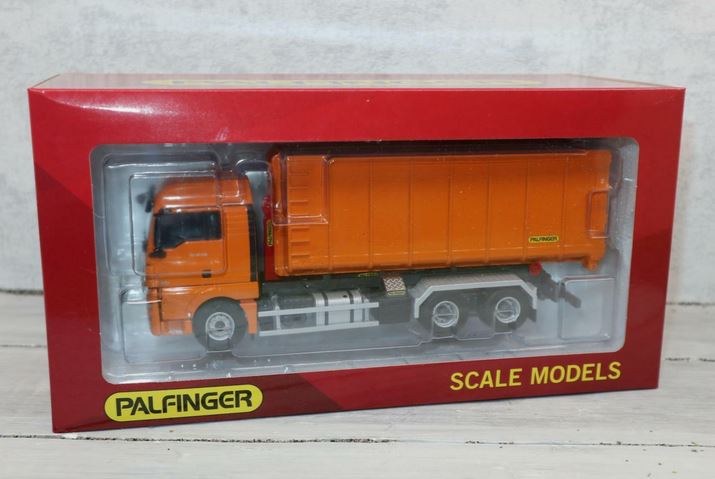 WSI 02-2195 in 1:50, MAN TGX 6x4 Palfinger Abroller orange, NEU in OVP