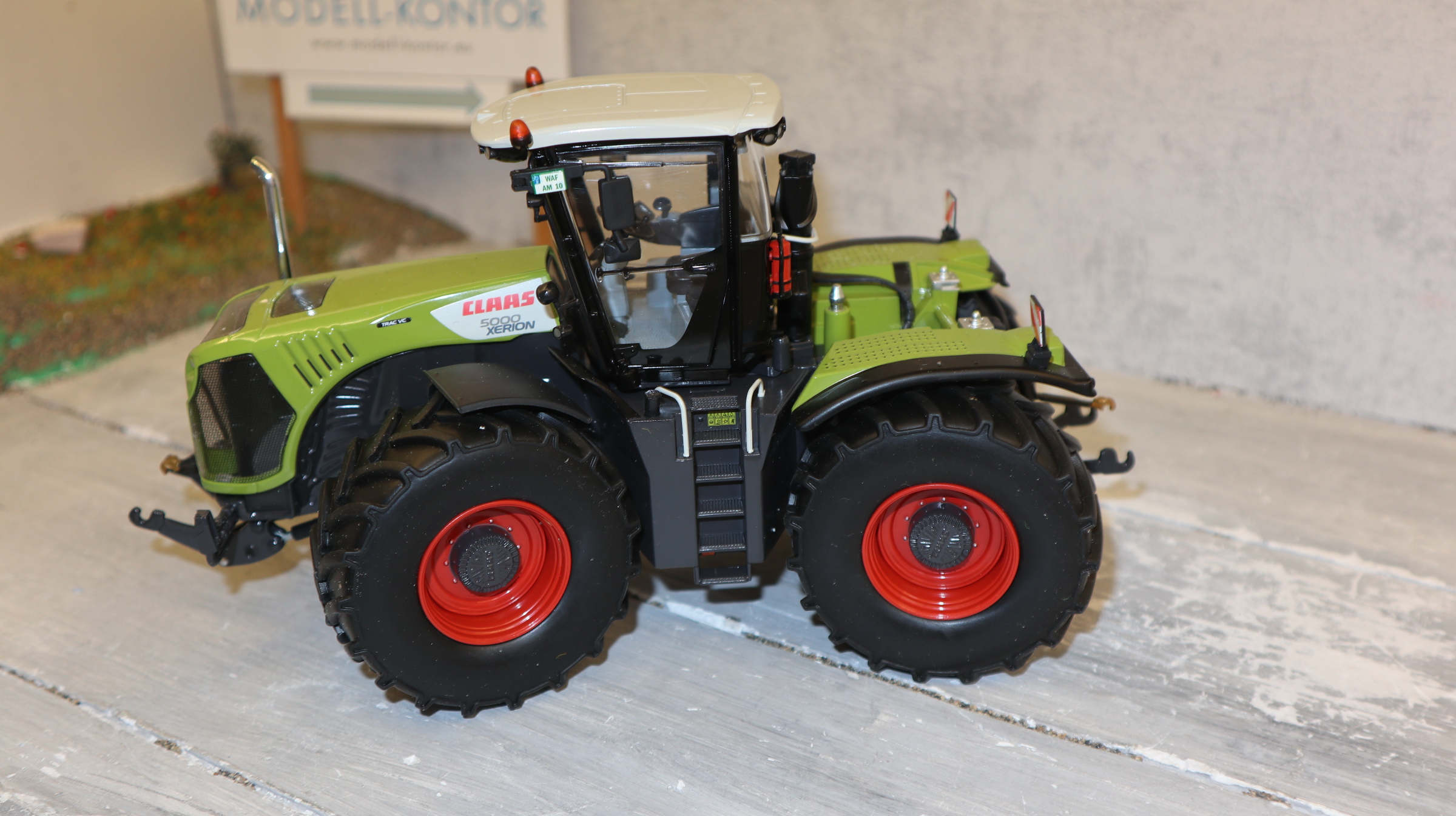 Wiking 077308 in 1:32,  Claas Xerion 5000 Edition AGROmais, NEU in OVP
