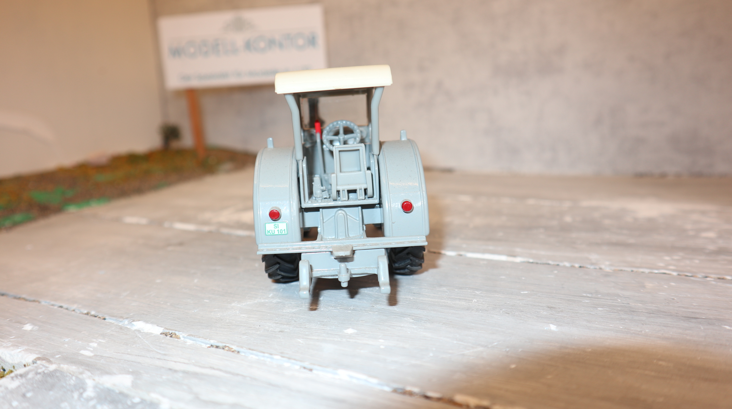 Siku 3459 in 1:32, Lanz Bulldog in hellgrau NEU in OVP