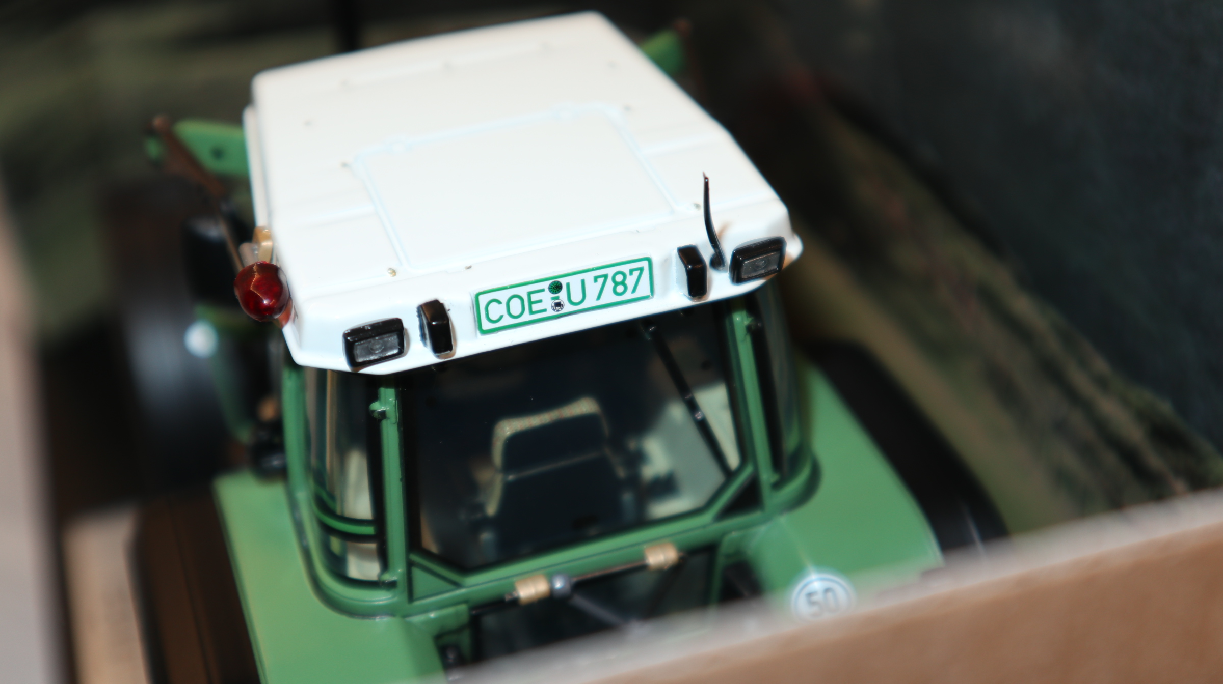 Weise Toys 1070 in 1:32 Fendt Favorit 816 ,  in Fendt-Werbe-Verpackung , NEU in OVP