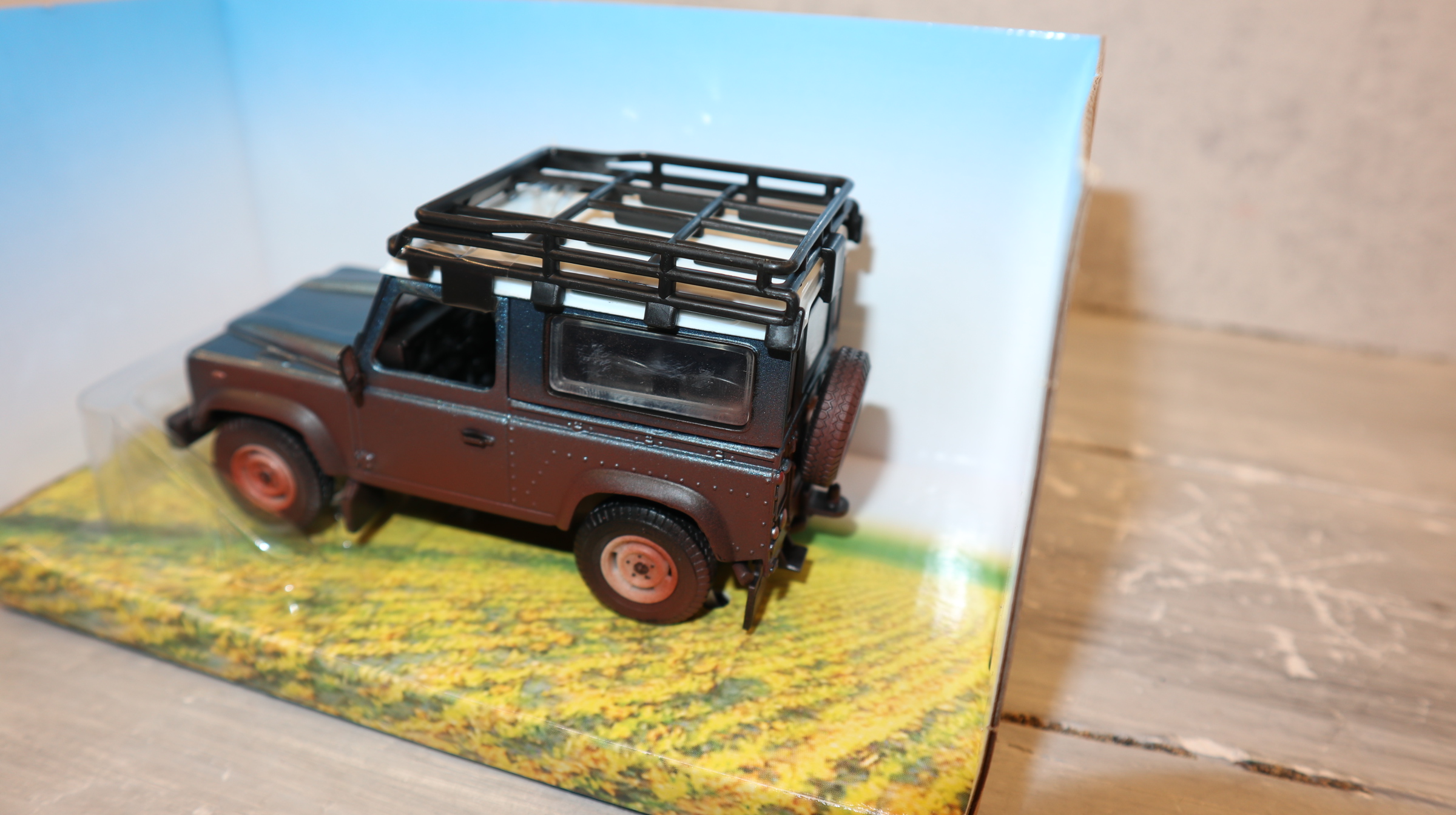 Britains 43321 in 1:32,  Land Rover Defender MUDDY,  NEU in OVP
