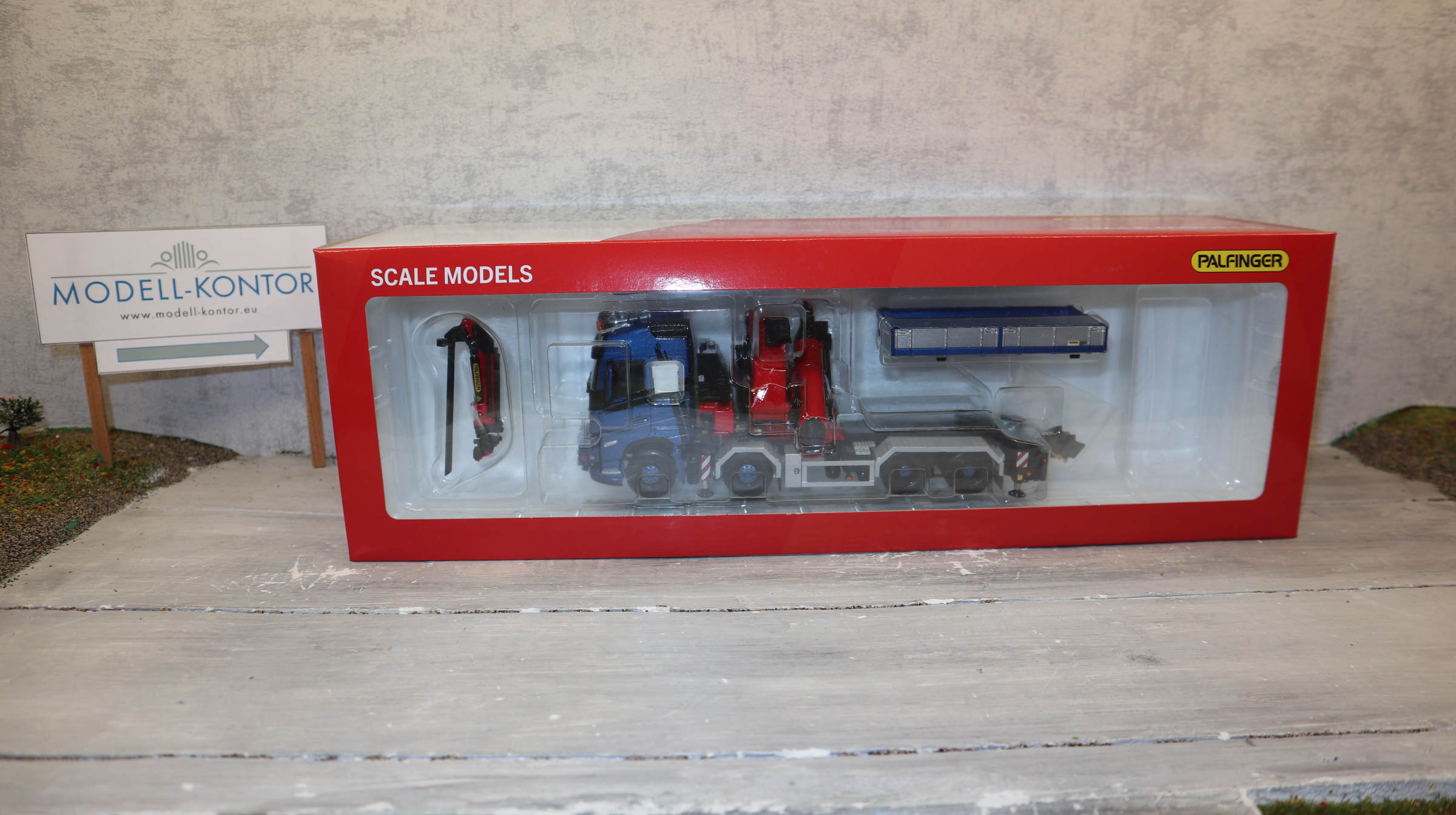 WSI 02-2948 Volvo FH5 8x4, Palfinger PK 135002