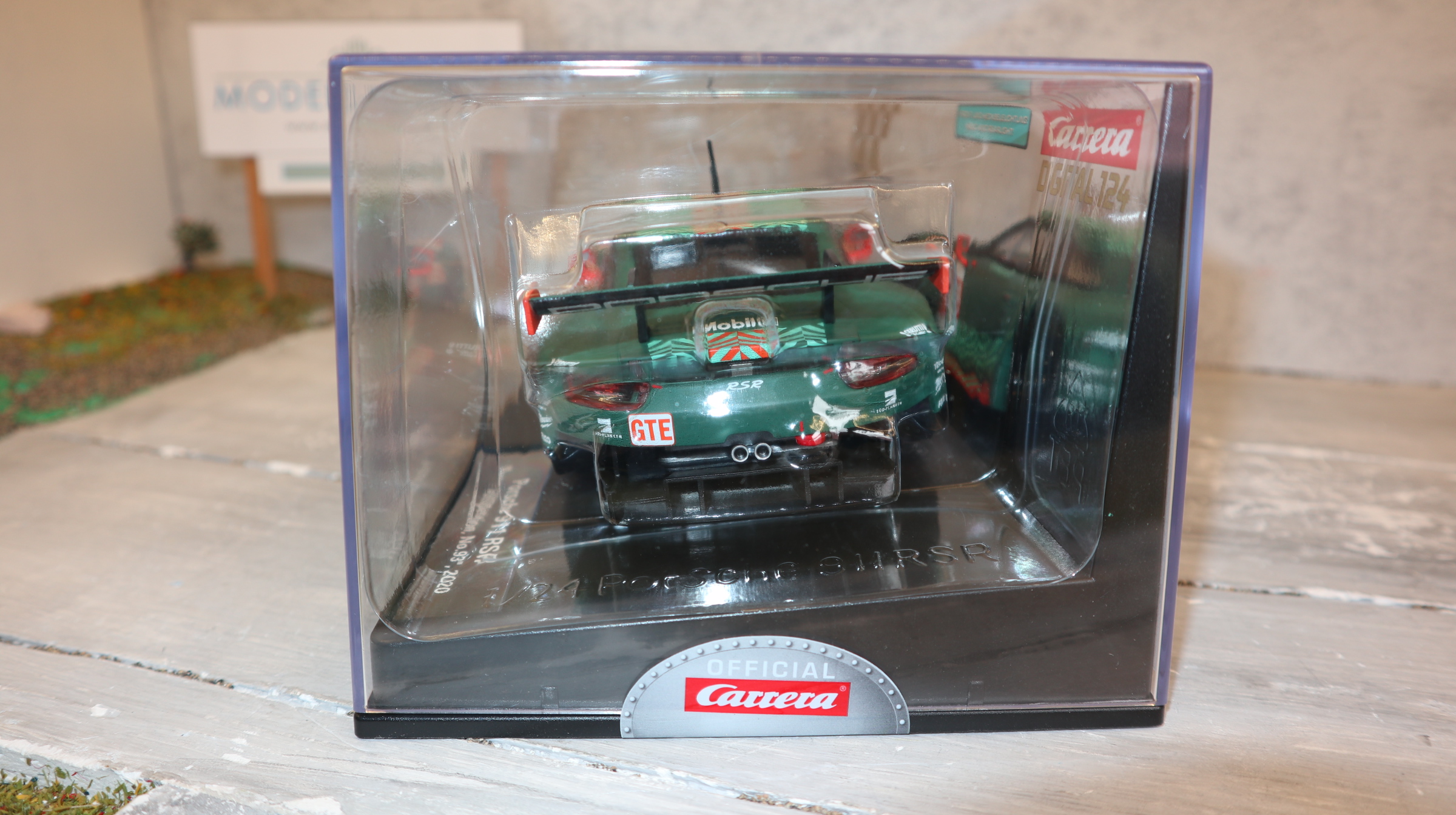 Carrera Digital 124 23950 in 1:24, Porsche 911 GT3 RSR "Proton Competition No. 93", versiegelt, NEU in OVP