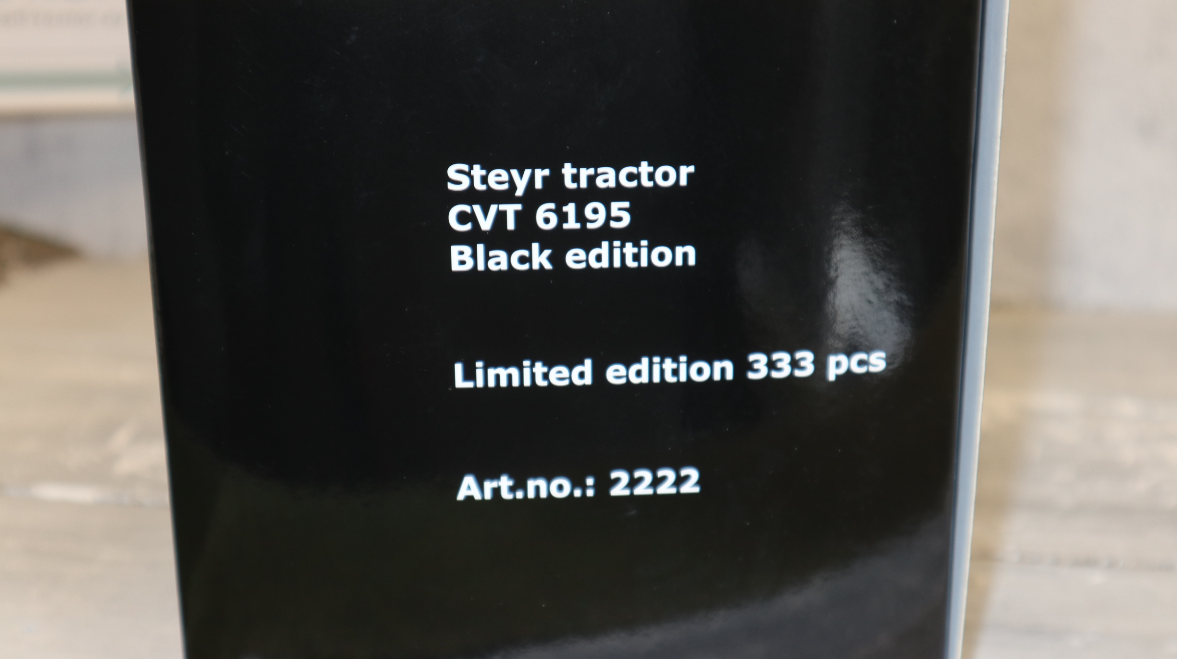 MarGe 2222 in 1:32, STEYR CVT 6195 Black Edition, NEU in OVP