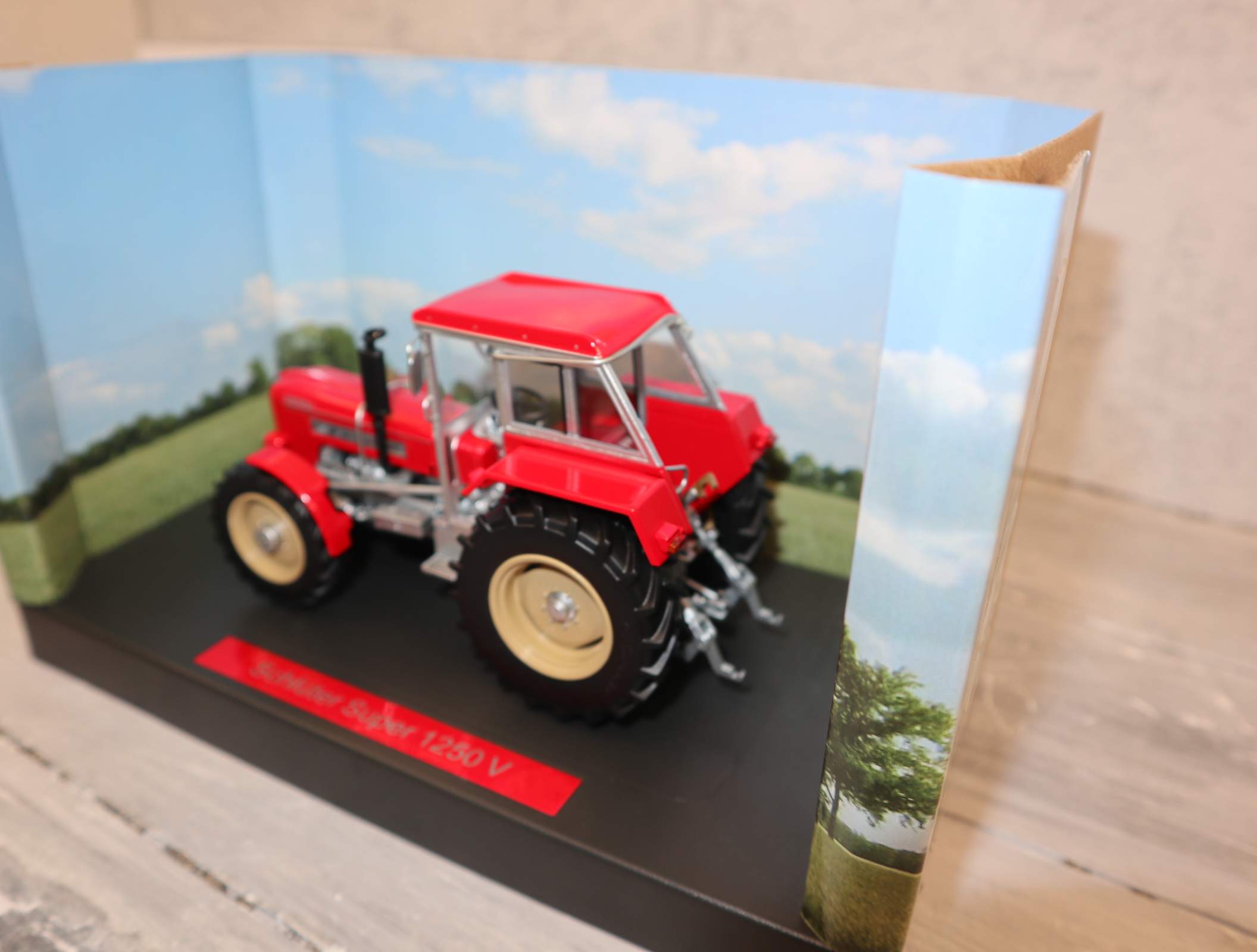 Weise Toys 1055 1:32 Schlüter Super 1250V, NEU in OVP
